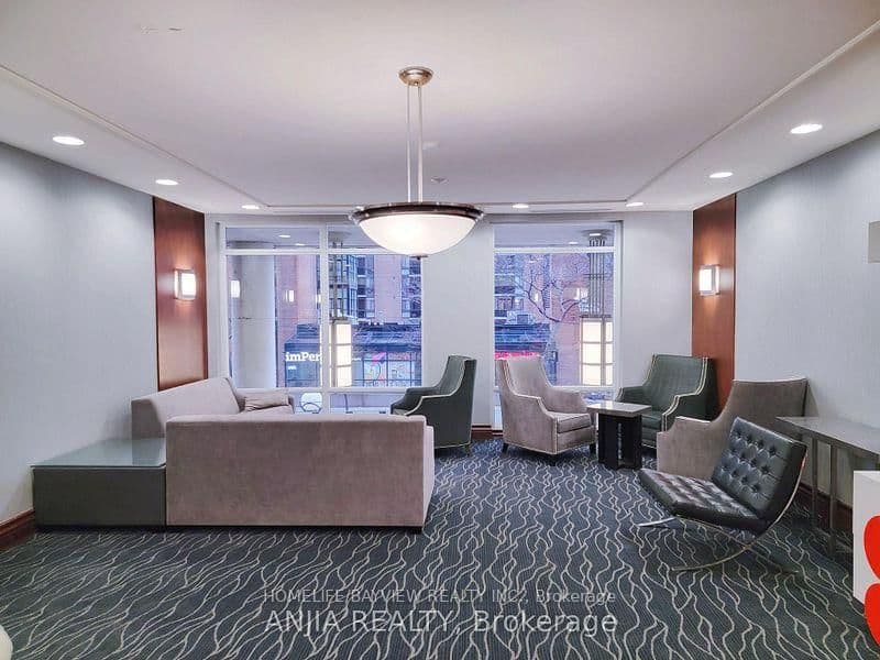 1121 BAY ST in Toronto - Property View