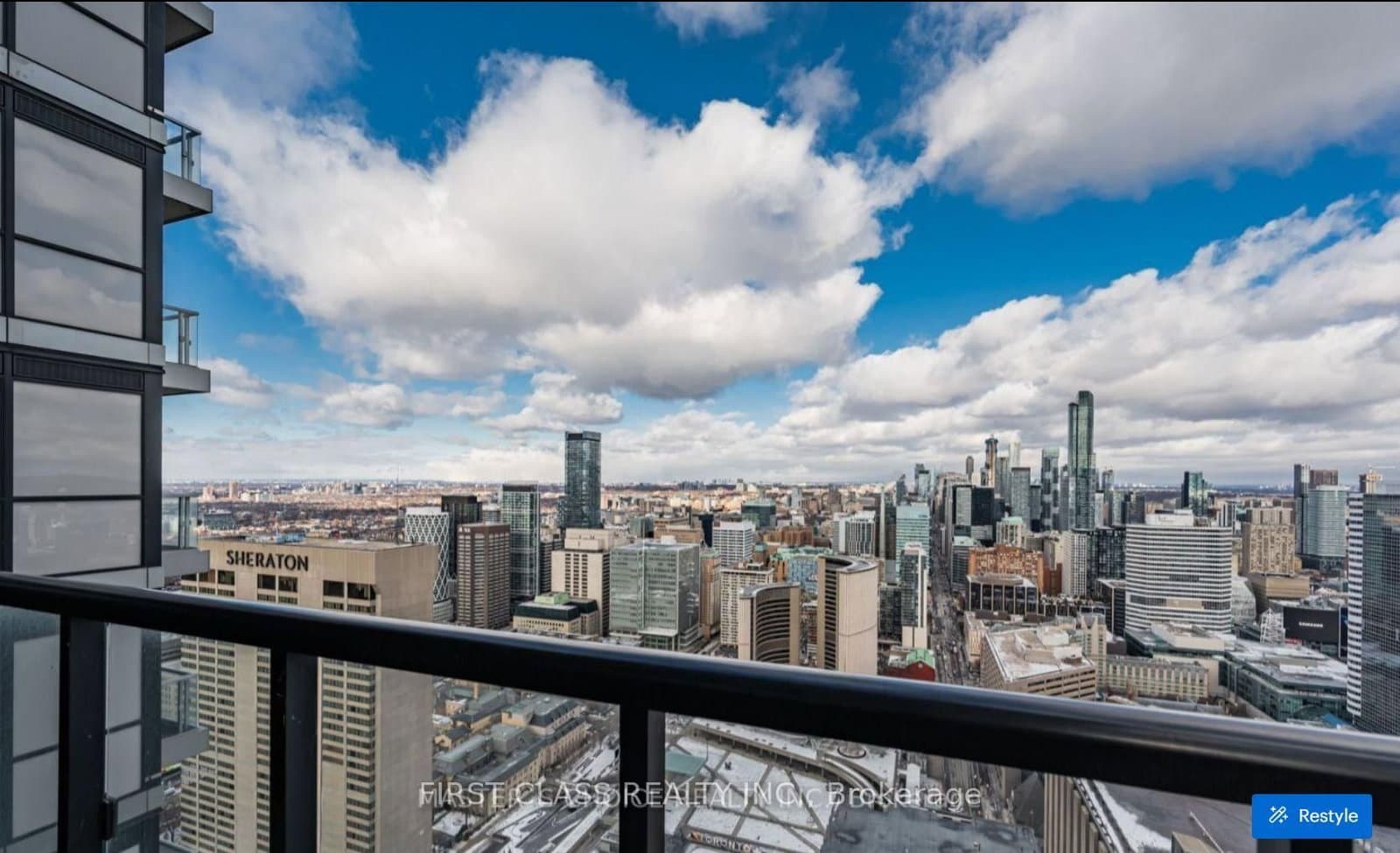 70 TEMPERANCE ST in Toronto - Property View