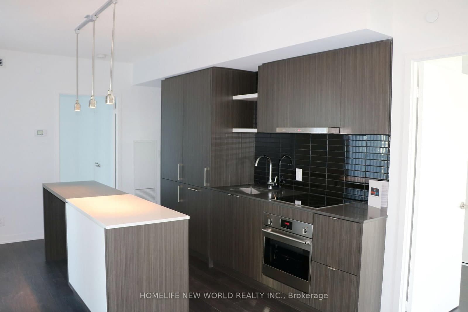 100 HARBOUR ST in Toronto - Property View