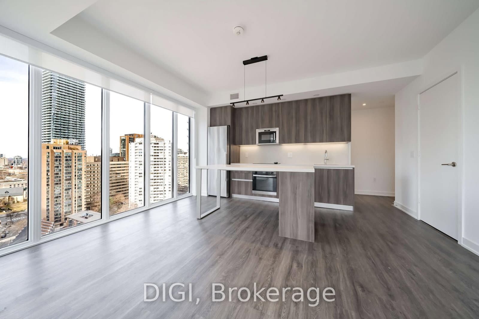 8 GLOUCESTER ST in Toronto - Property View