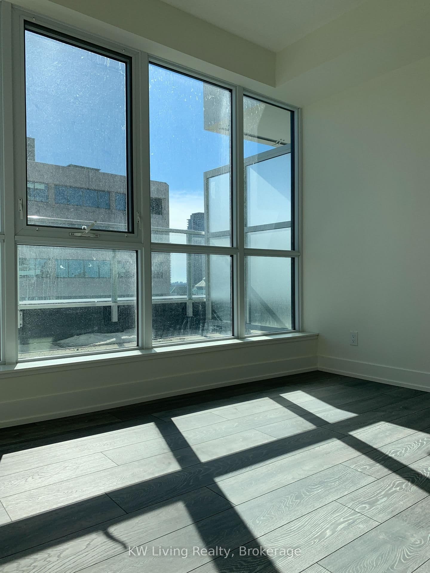 180 FAIRVIEW MALL DR in Toronto - Property View