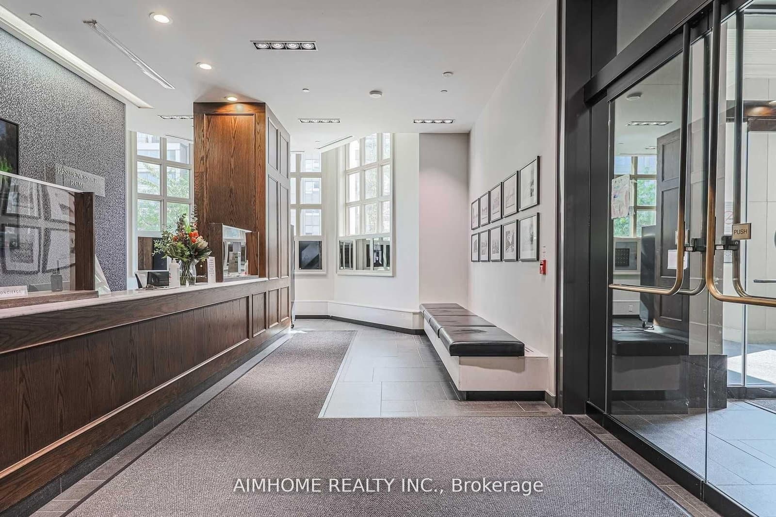 426 UNIVERSITY AVE in Toronto - Property View