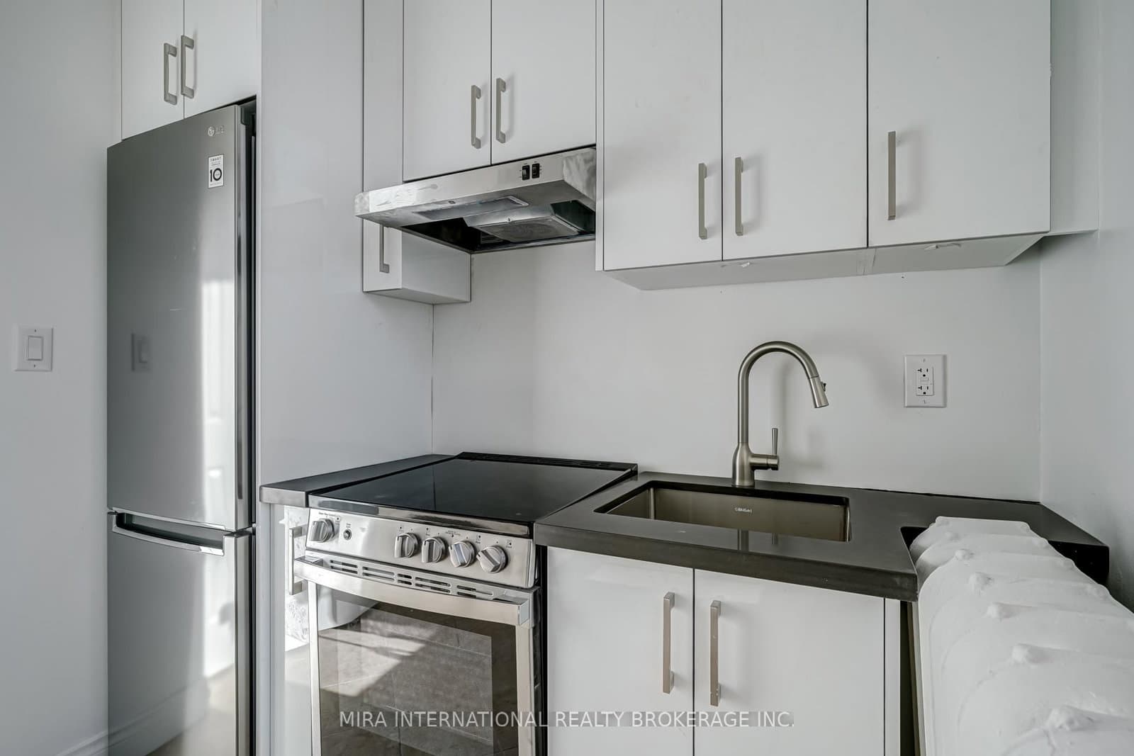 180 SHERBOURNE ST in Toronto - Property View