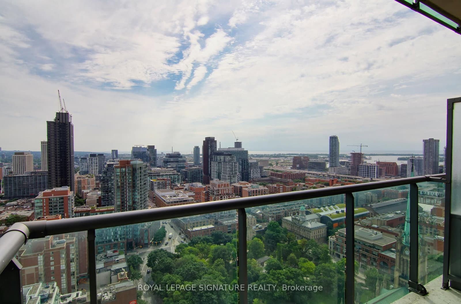 33 LOMBARD ST in Toronto