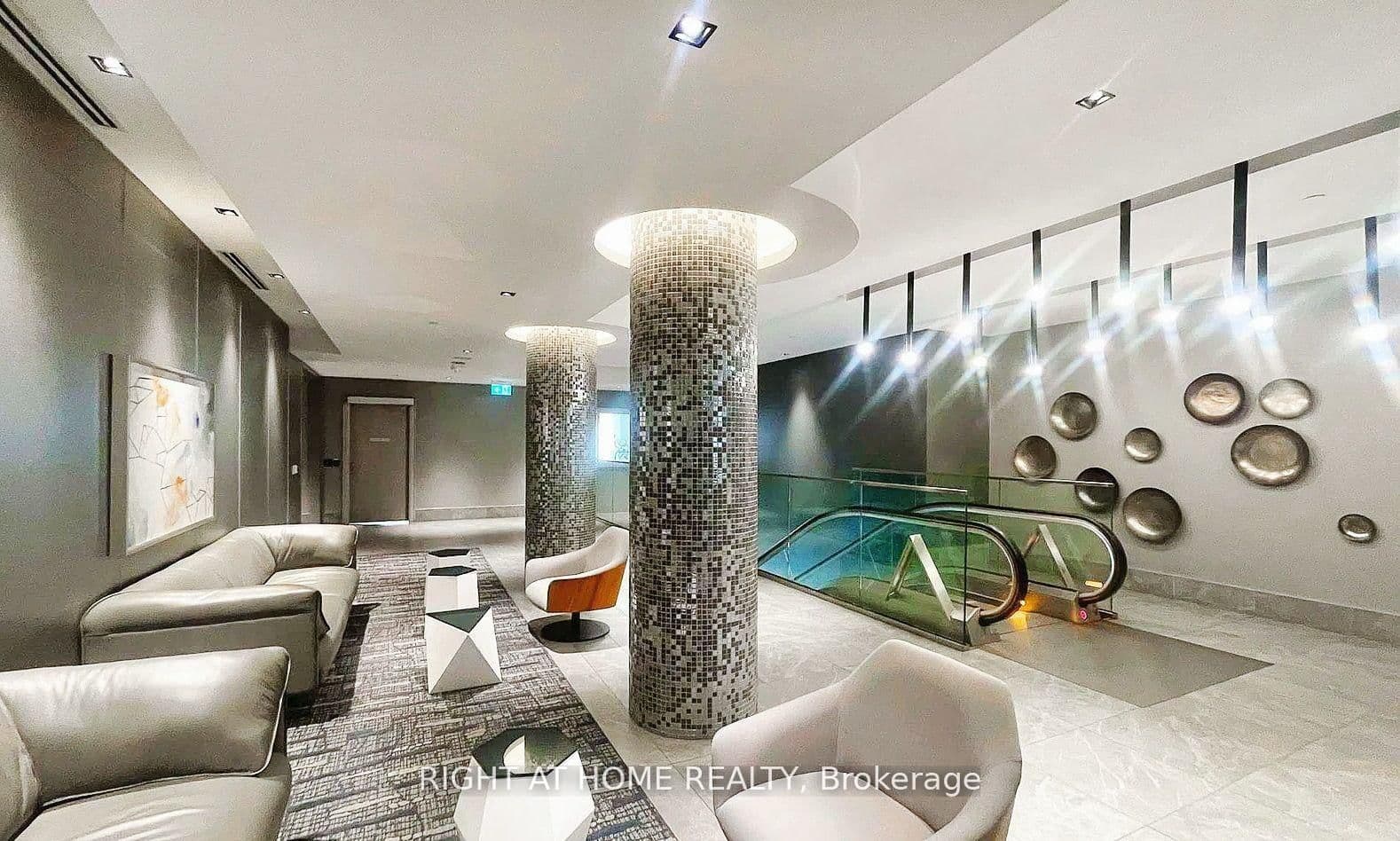 50 E WELLESLEY ST in Toronto - Property View