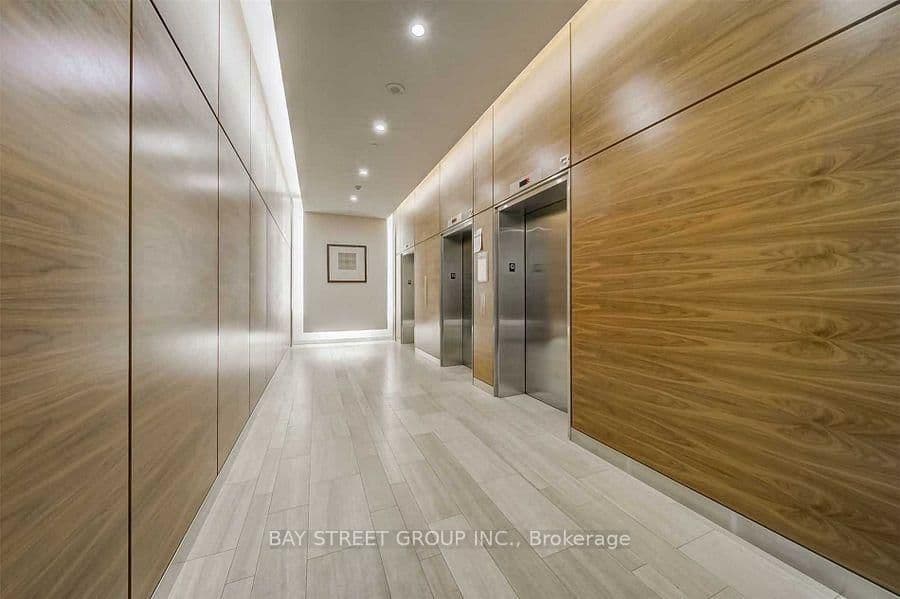62 FOREST MANOR RD in Toronto - Property View