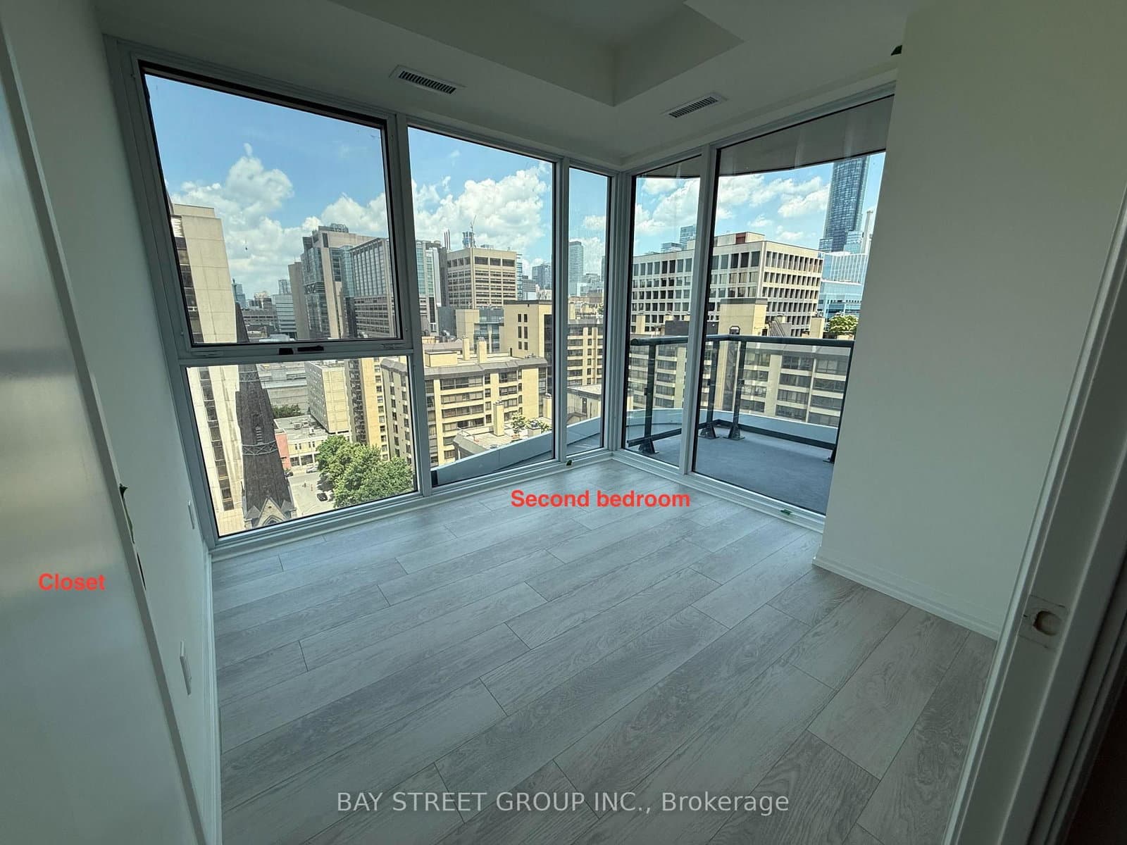 280 W DUNDAS ST in Toronto - Property View
