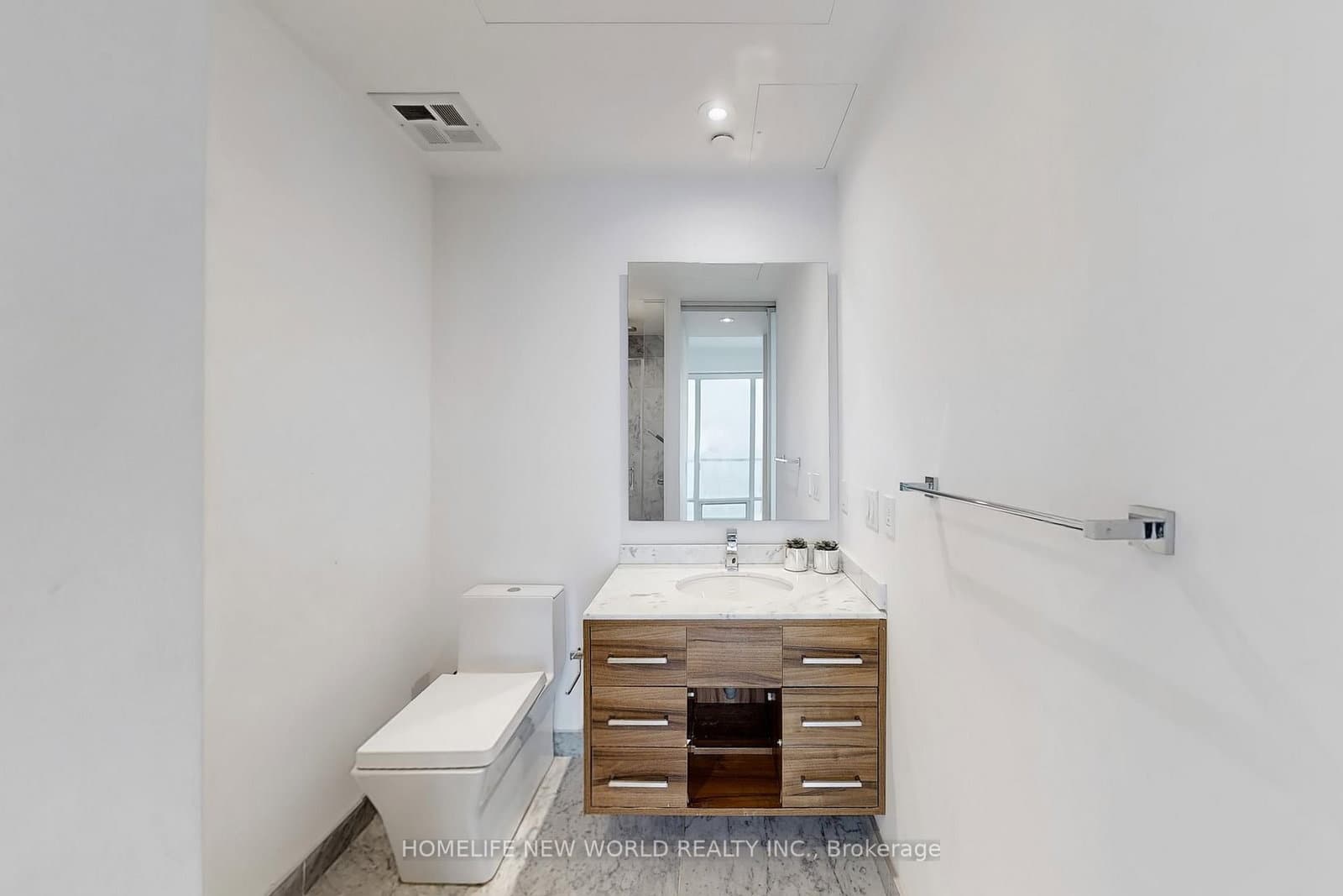 488 UNIVERSITY AVE in Toronto - Property View