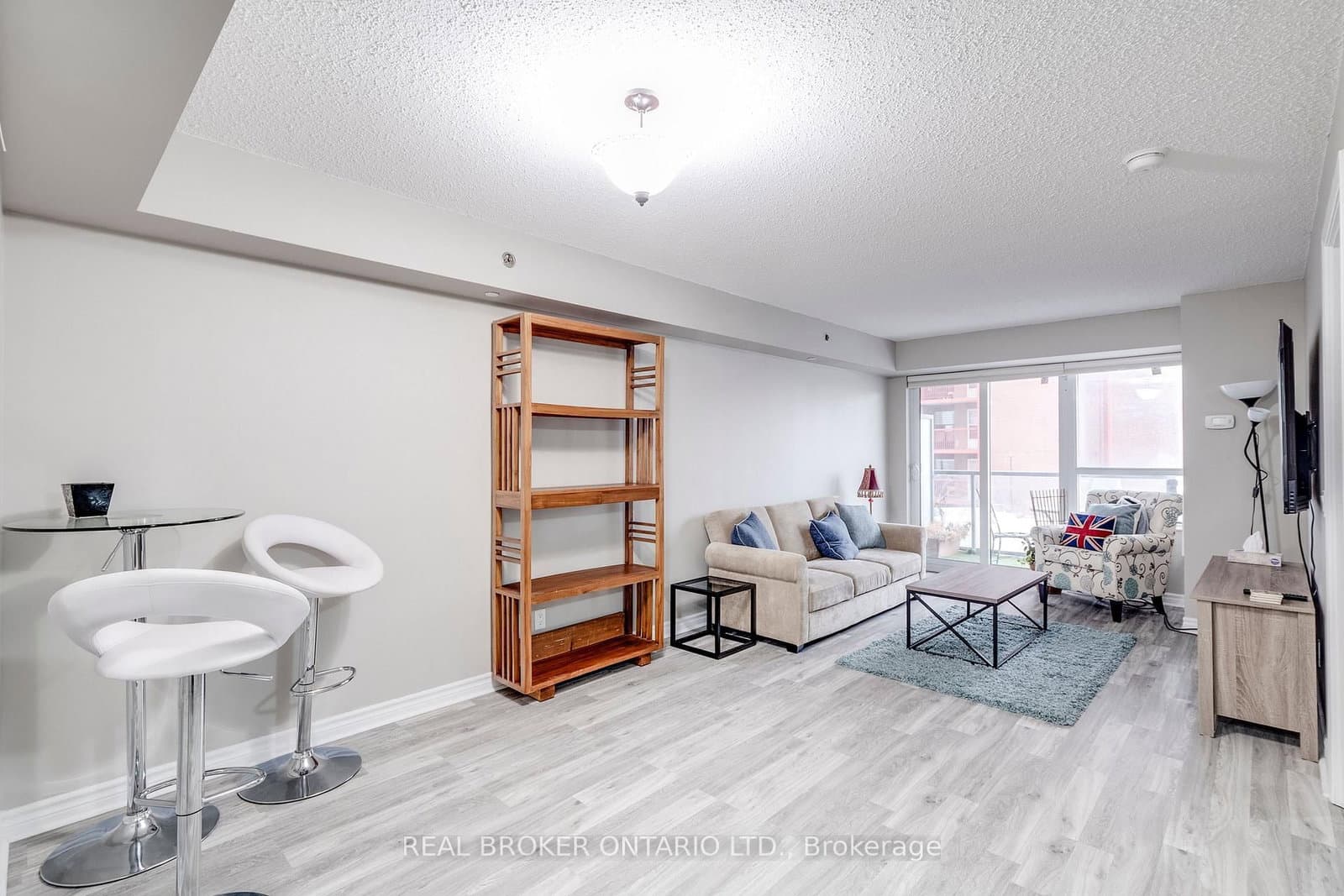 35 SARANAC BLVD in Toronto - Property View