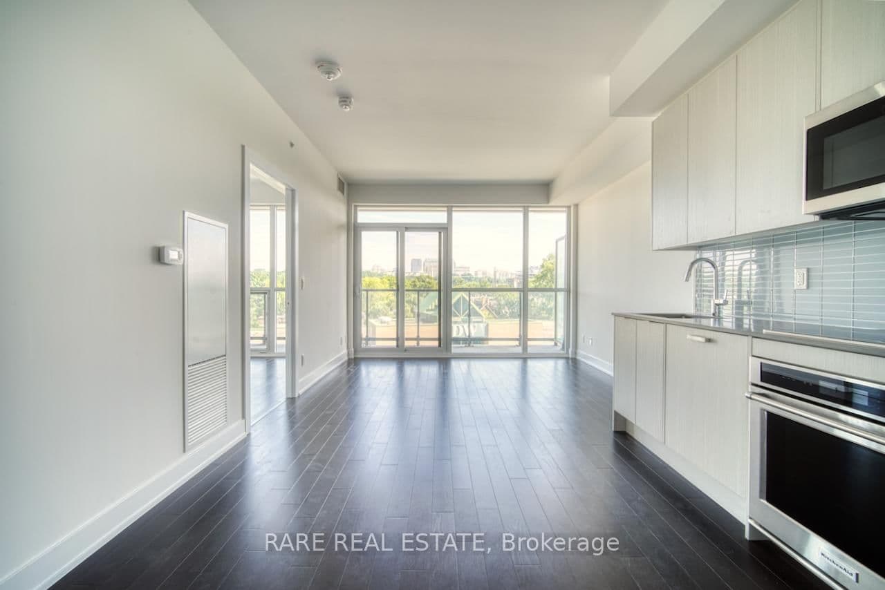 181 BEDFORD RD in Toronto - Property View