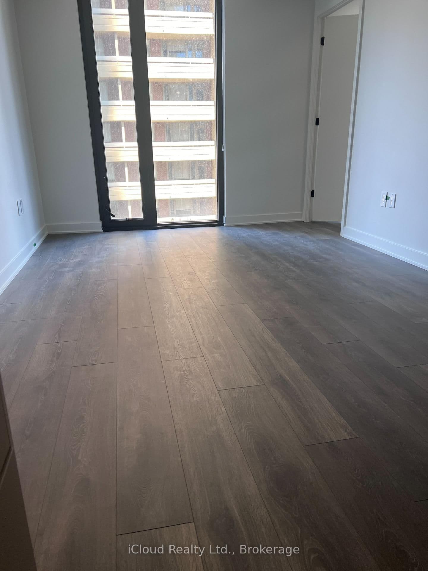 55 E CHARLES ST in Toronto - Property View