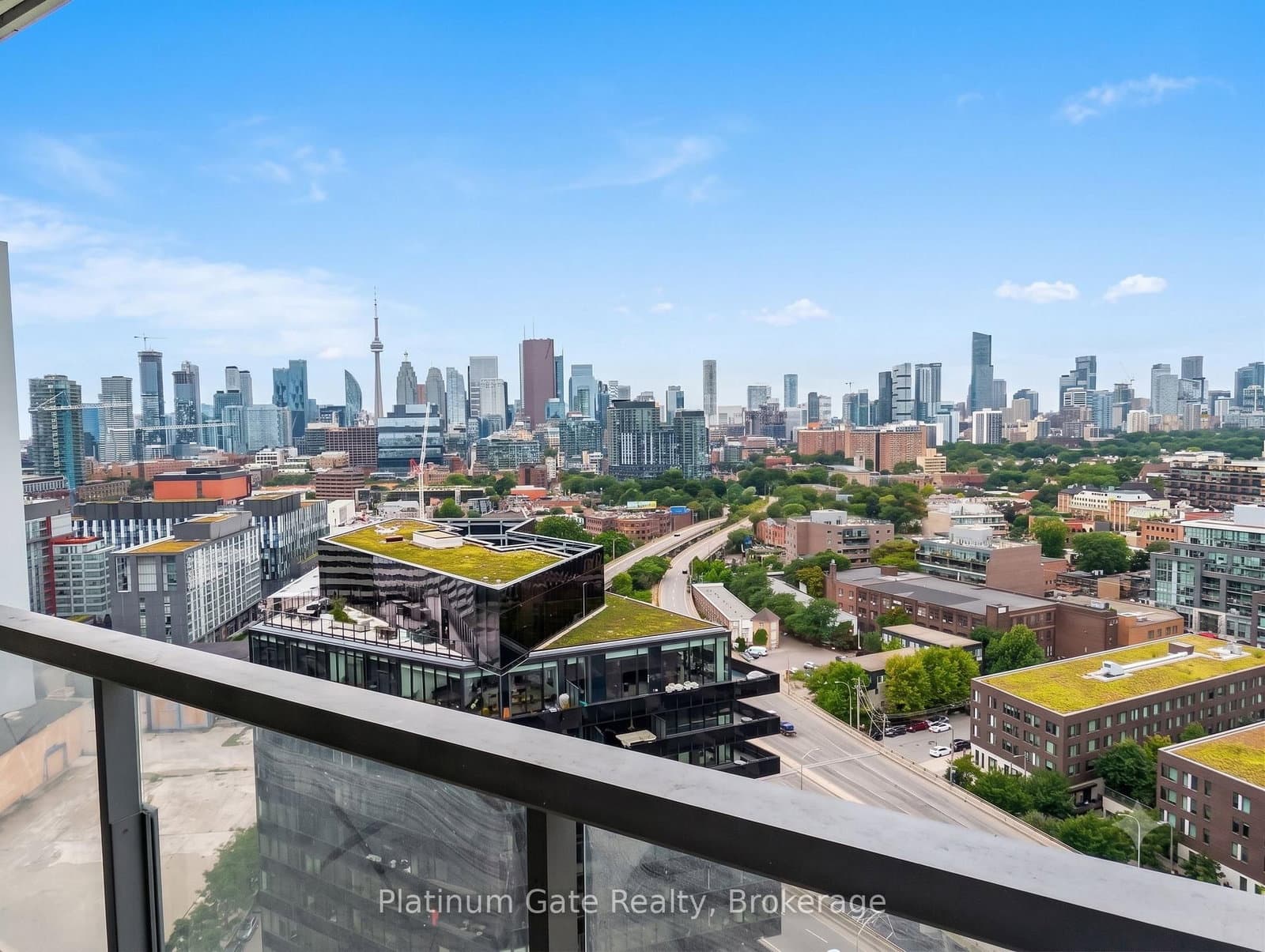 170 BAYVIEW AVE in Toronto