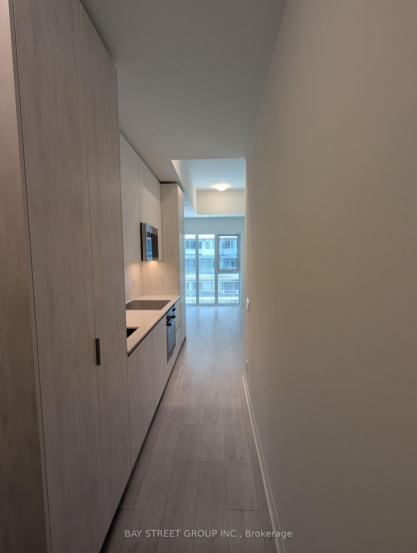 400 W KING ST in Toronto - Property View