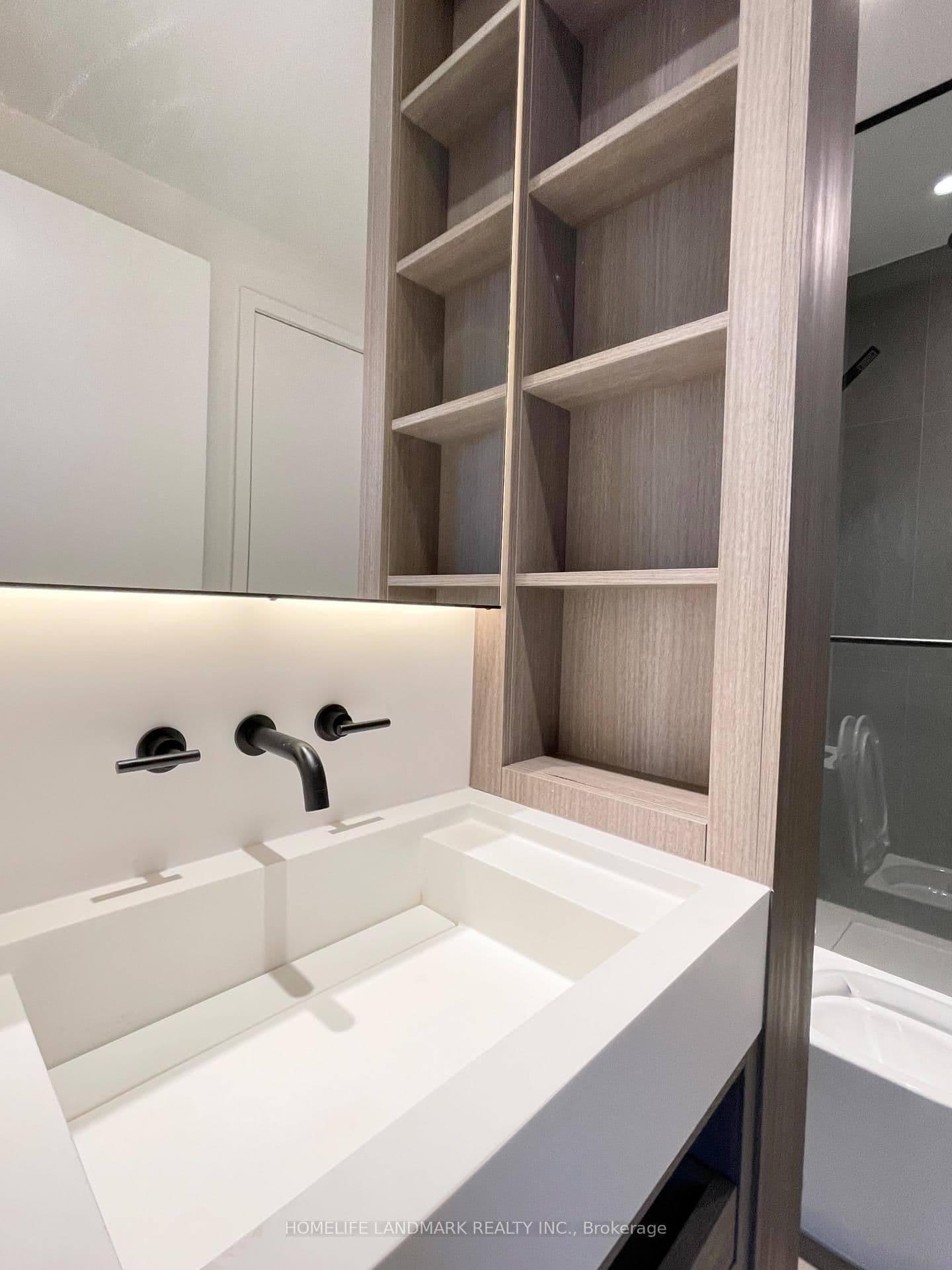 55 E CHARLES ST in Toronto - Property View