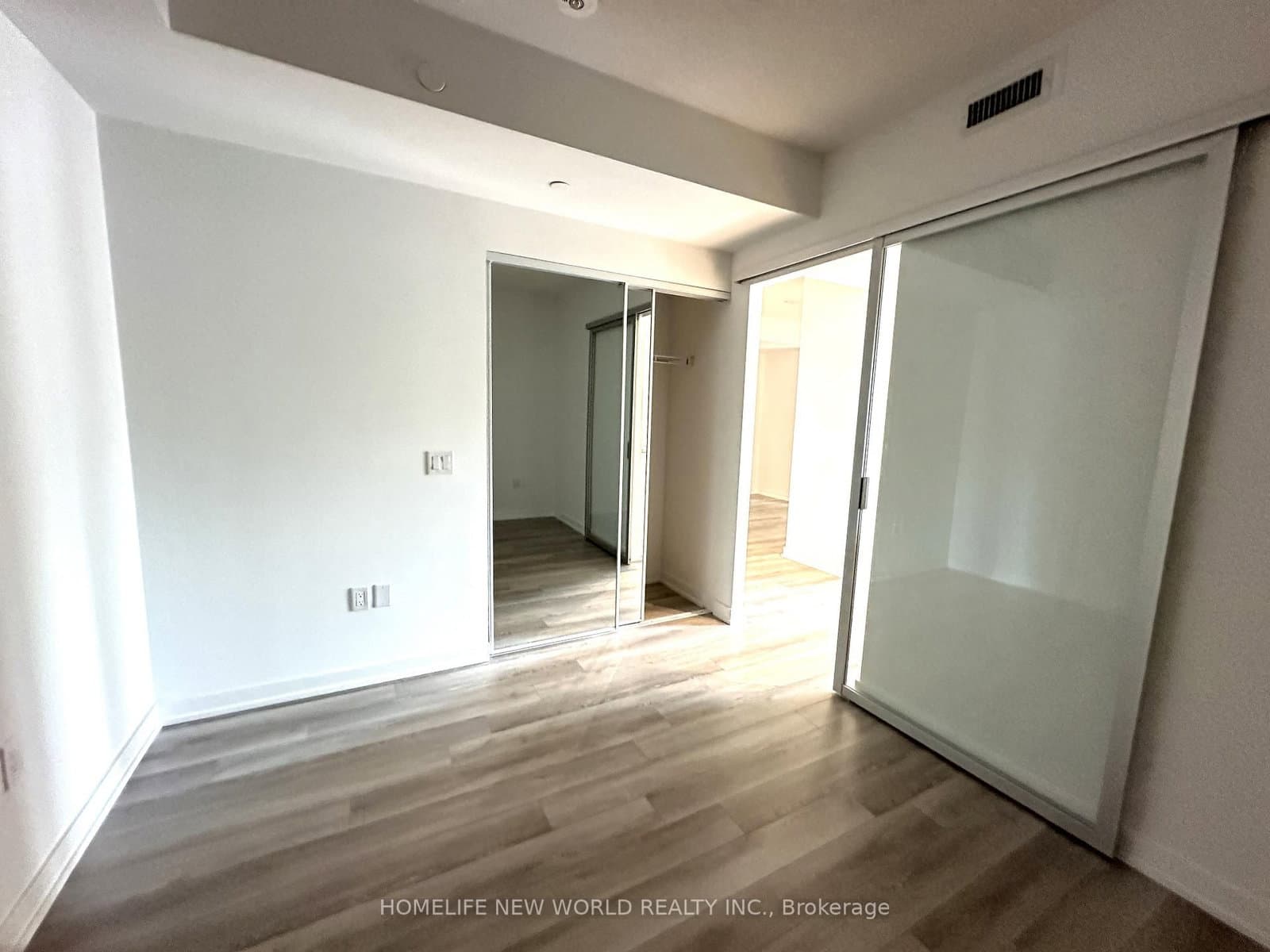 121 PATRICK ST in Toronto - Property View