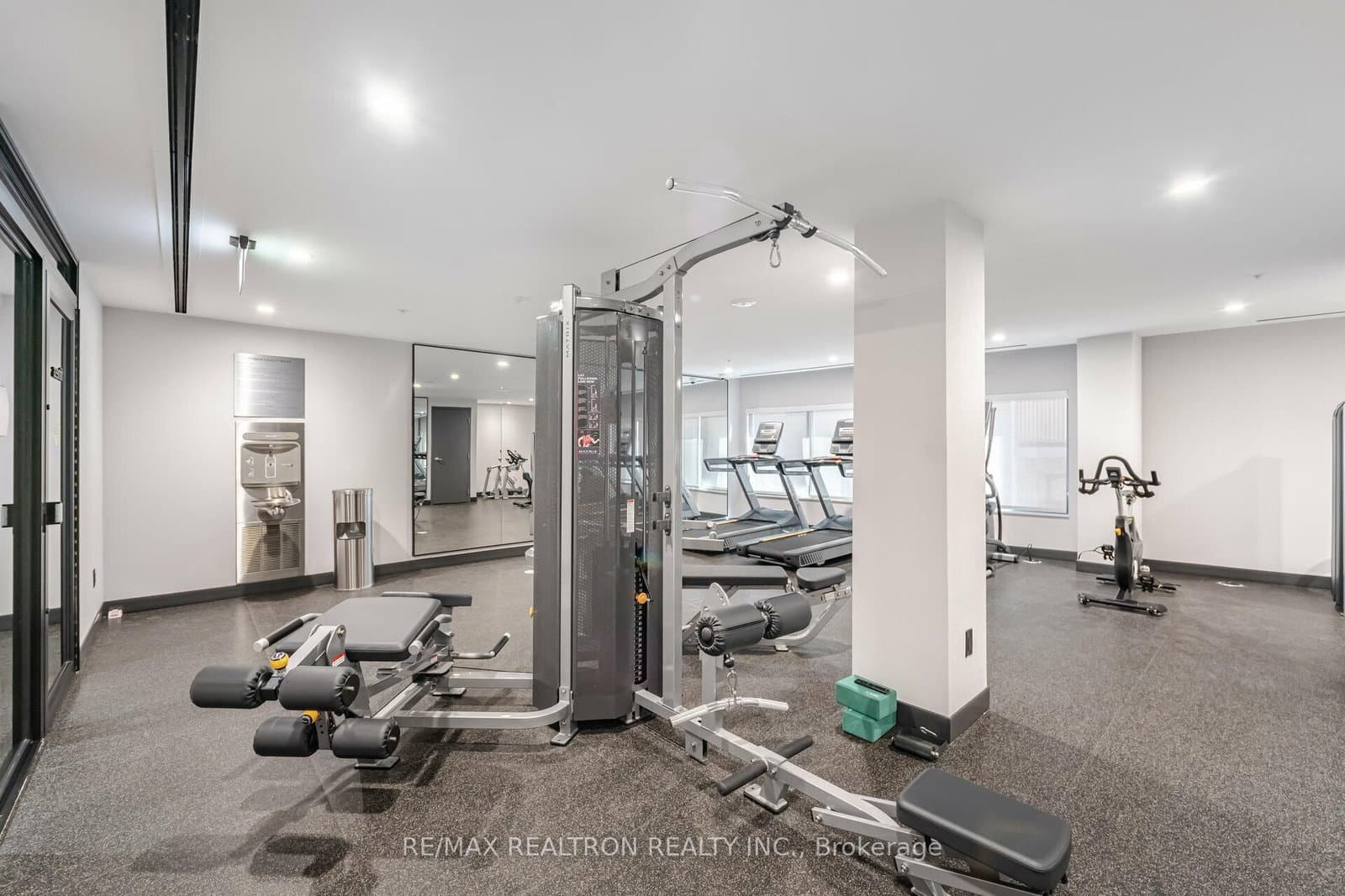 2525 BATHURST ST in Toronto - Property View