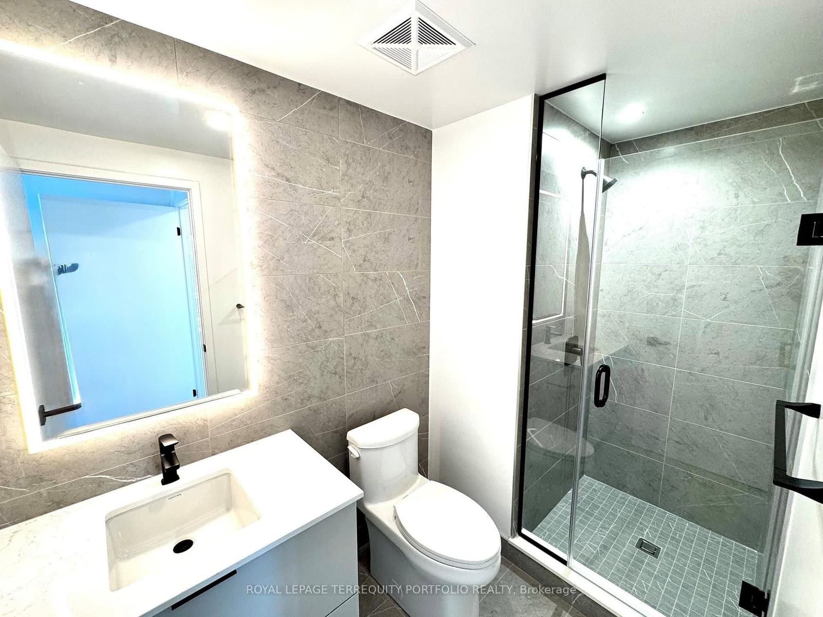609 SHERBOURNE ST in Toronto - Property View
