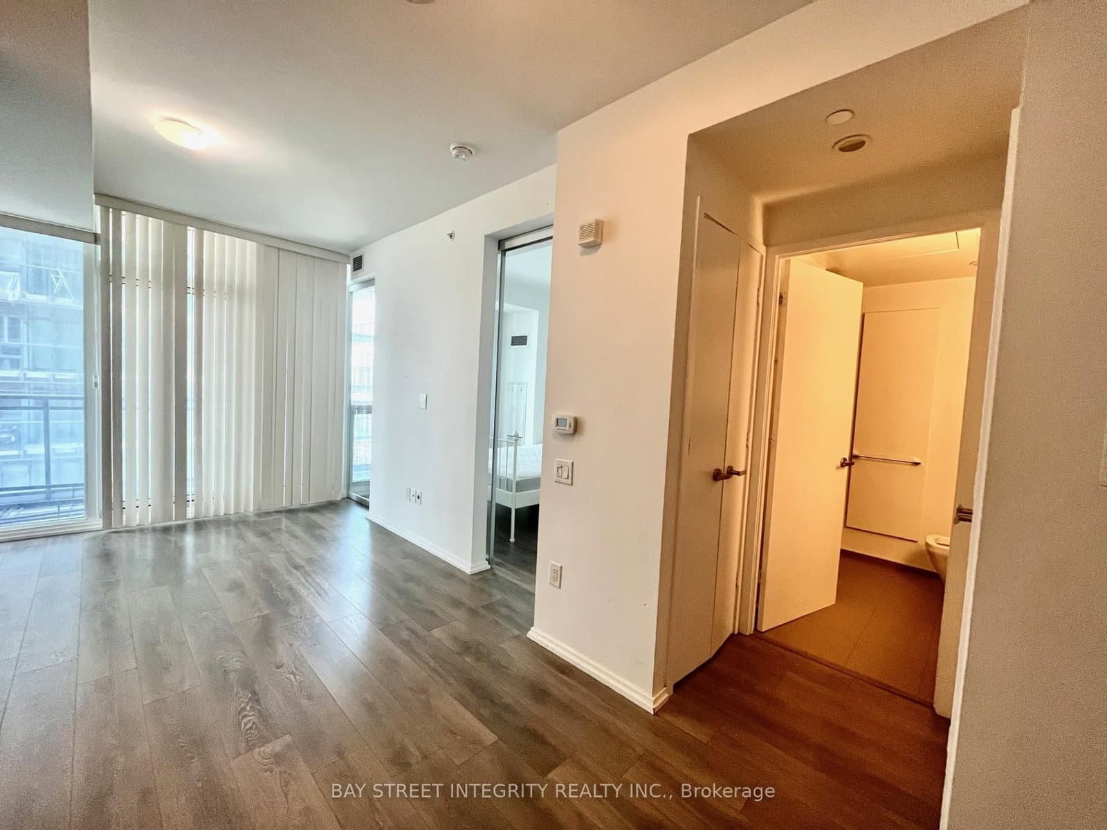 45 E CHARLES ST in Toronto - Property View
