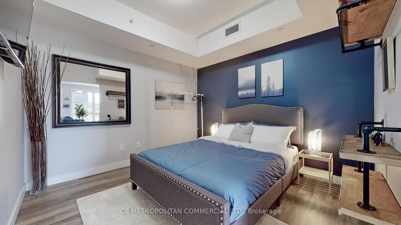335 COLLEGE ST in Toronto - Property View
