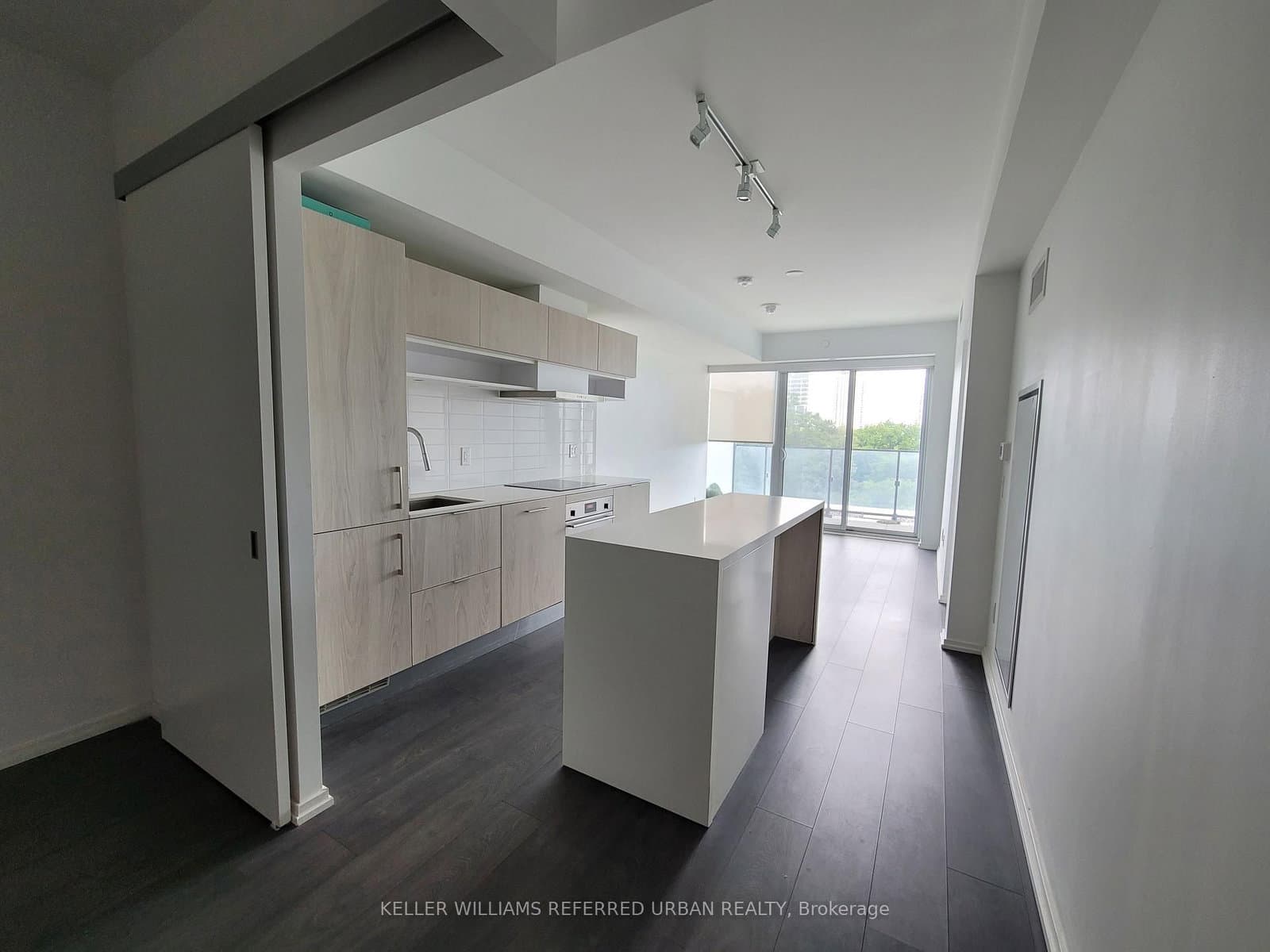 8 HILLSDALE AVE in Toronto - Property View