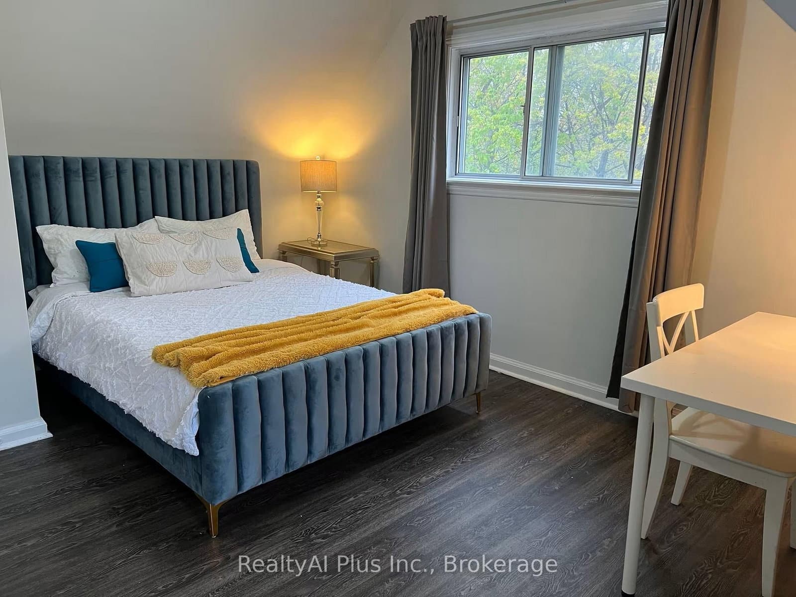 37 GRANTBROOK ST in Toronto