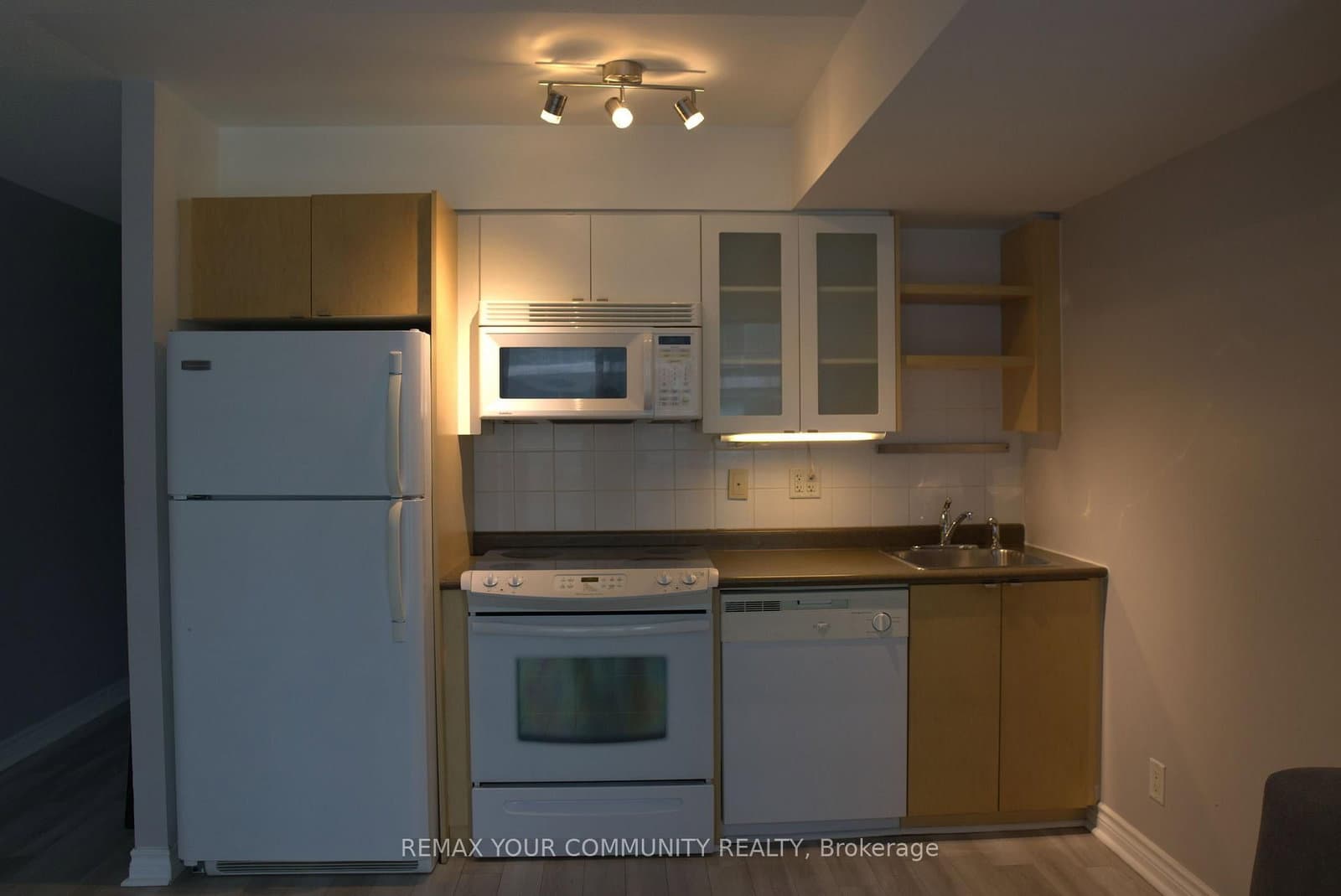 600 E FLEET ST in Toronto - Property View