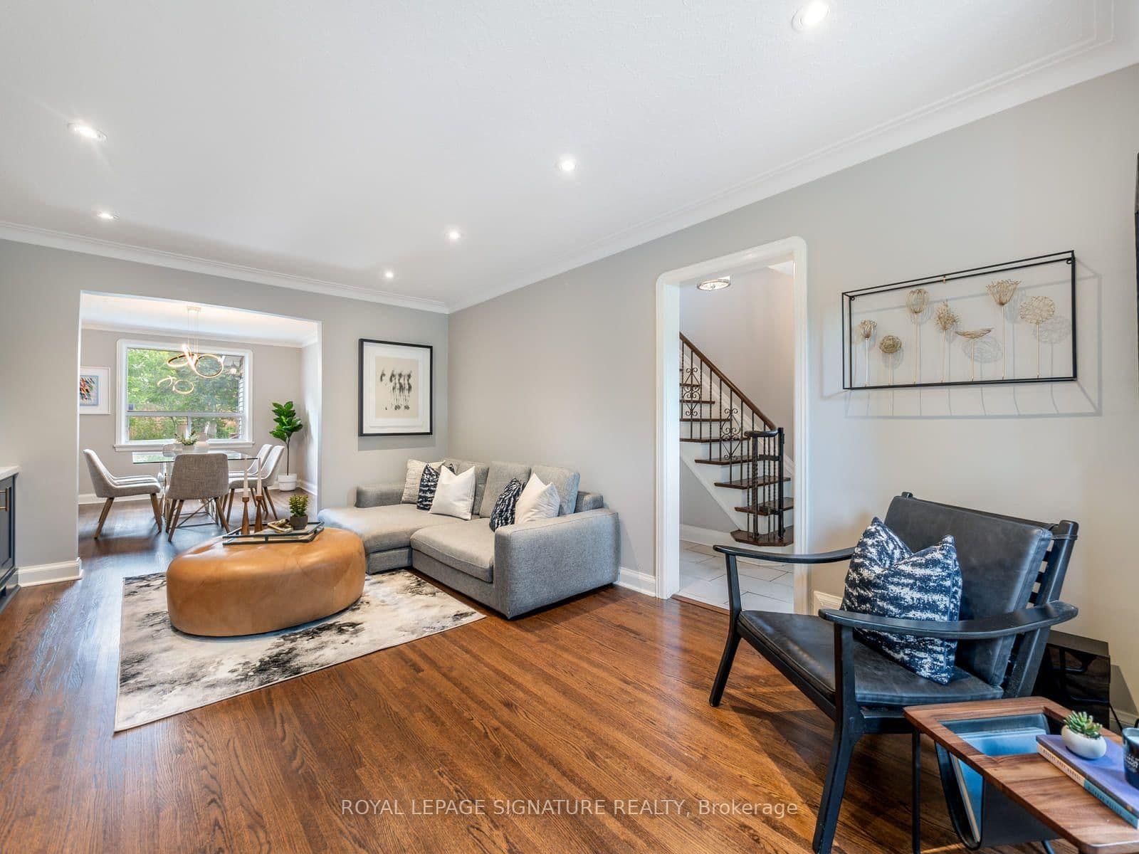 31 BROOKVIEW DR in Toronto
