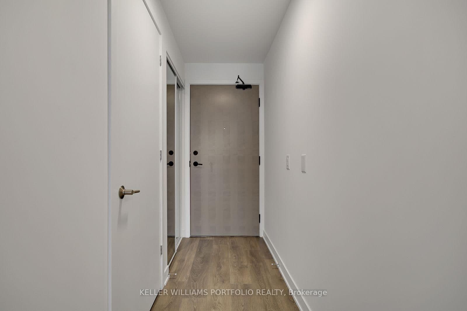 130 RIVER ST in Toronto