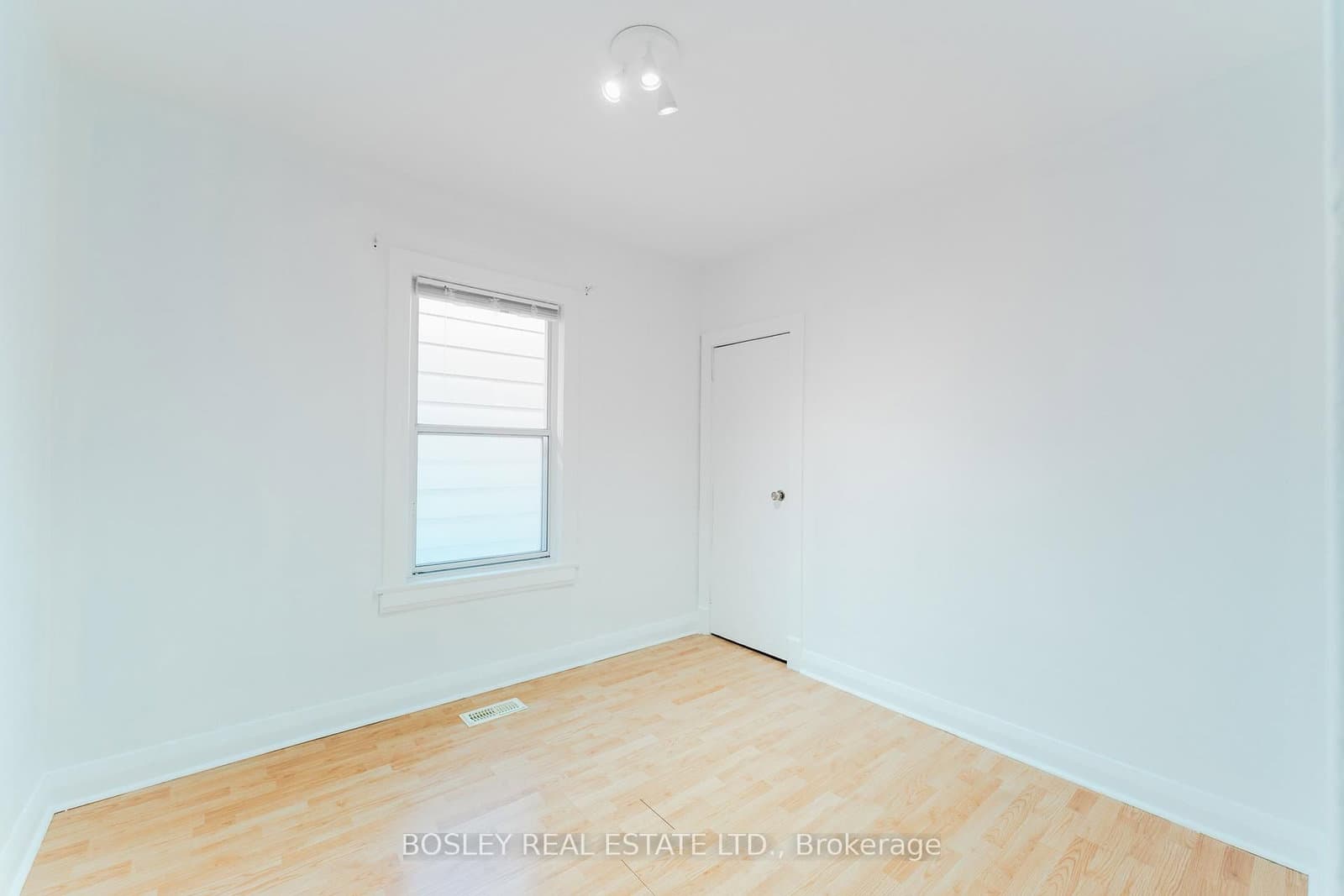 203 VIRGINIA AVE in Toronto - Property View