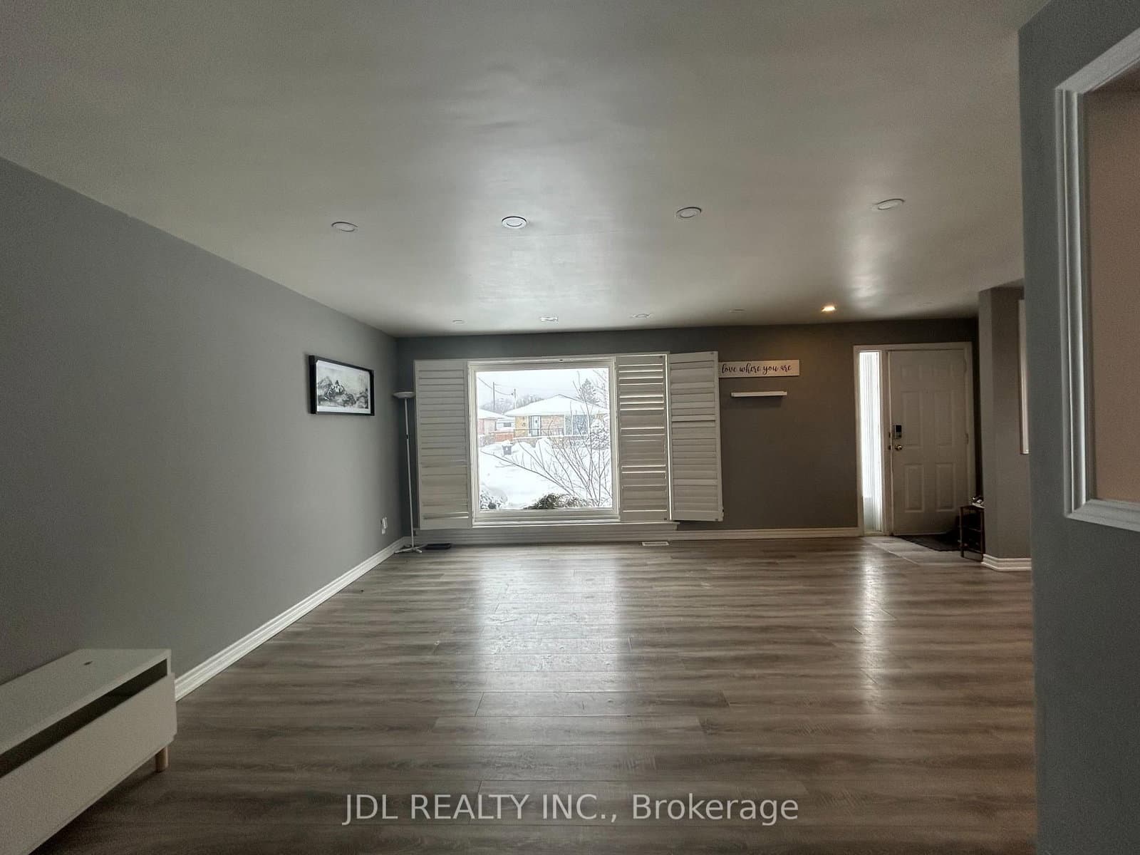 9 AMETHYST RD in Toronto - Property View