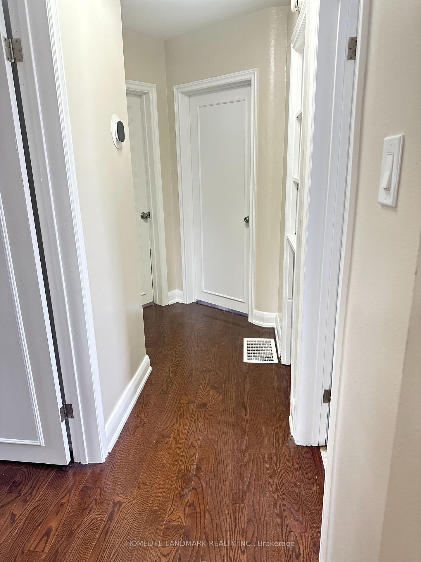211 ELLINGTON DR in Toronto - Property View