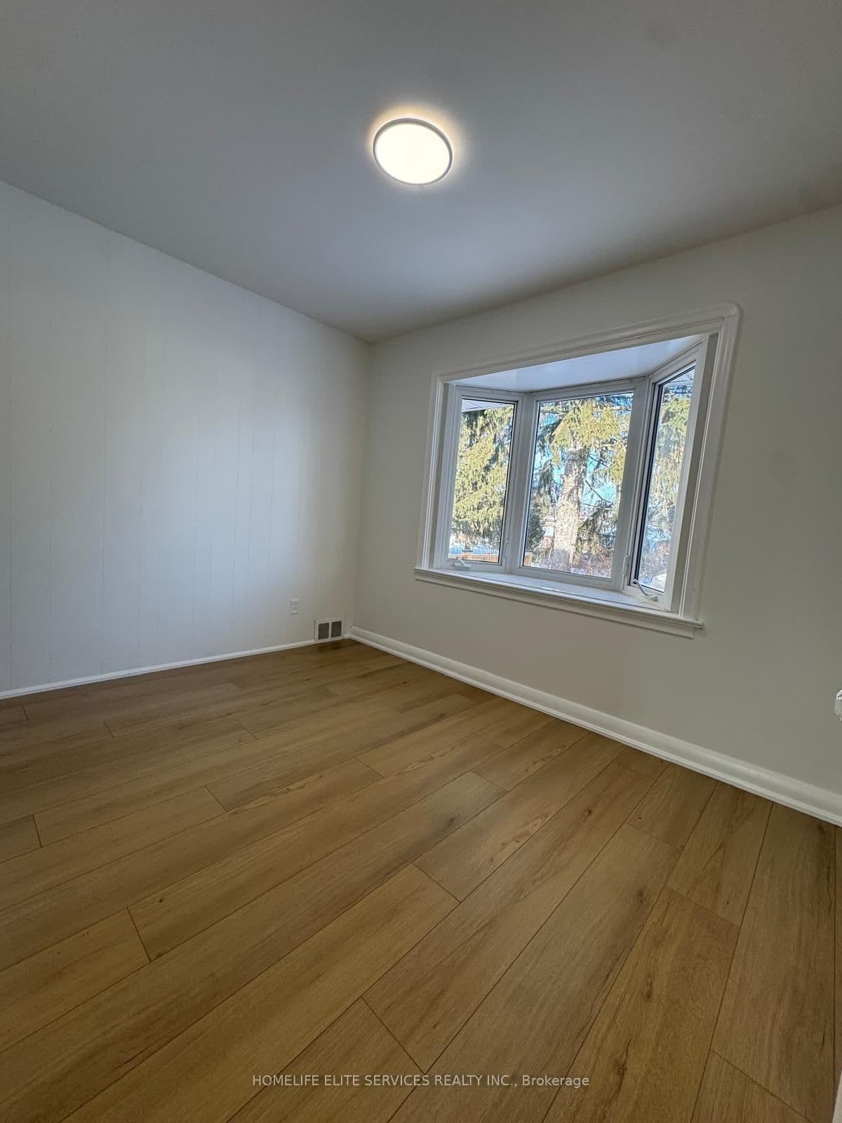 81 WAYNE AVE in Toronto - Property View