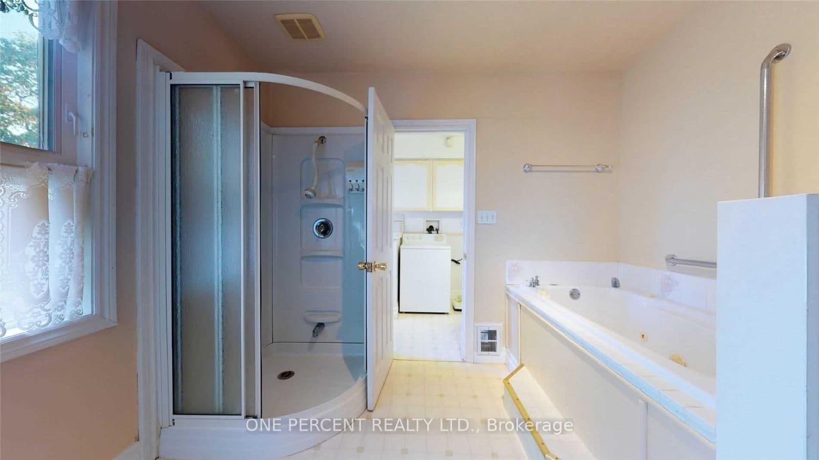 9 KINGSMERE CRES in Toronto - Property View