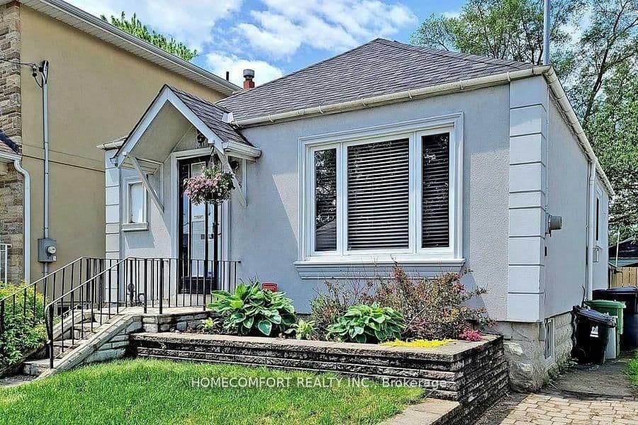 108 CADORNA AVE in Toronto - Property View