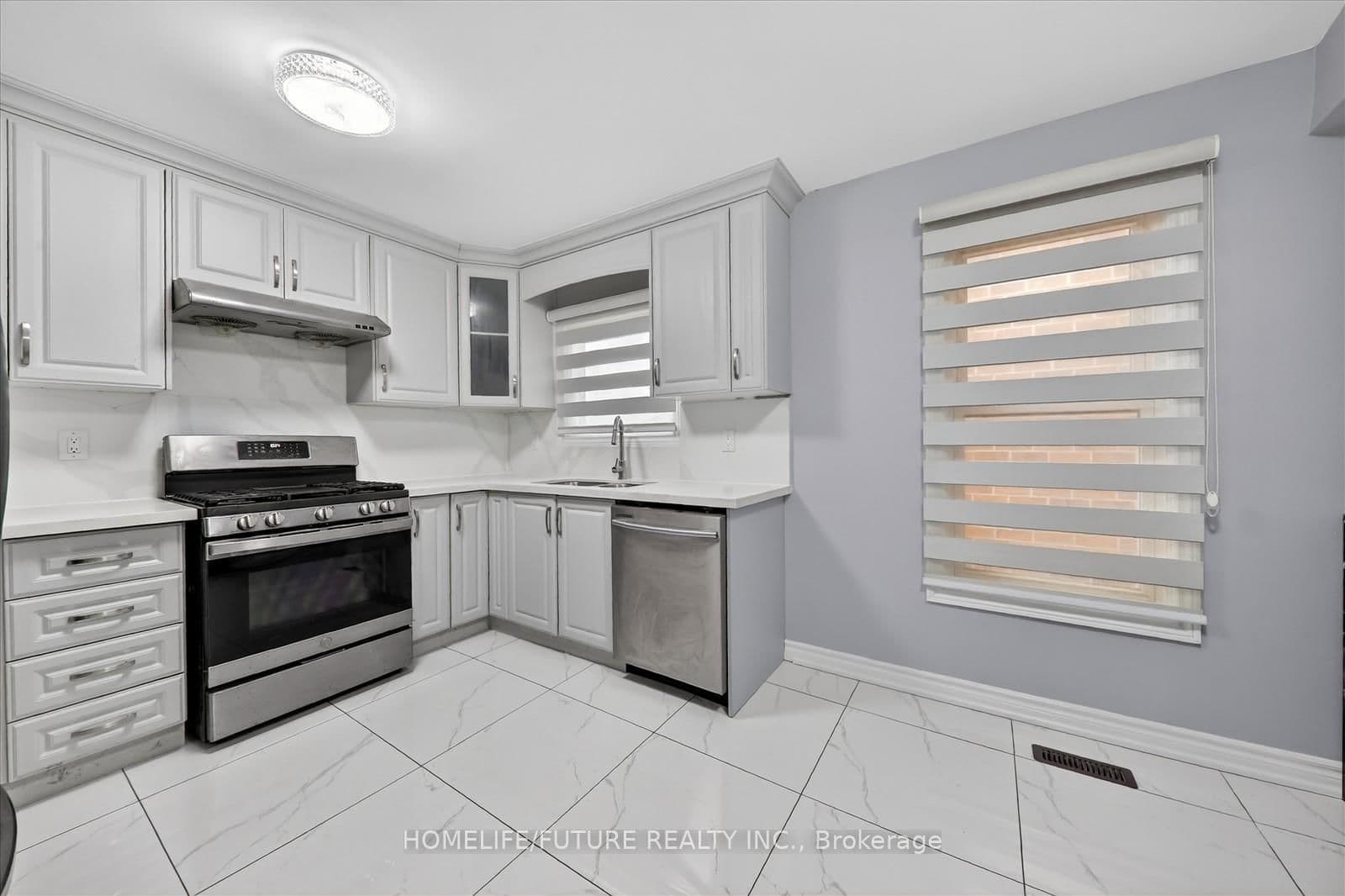 221 HUPFIELD in Toronto - Property View