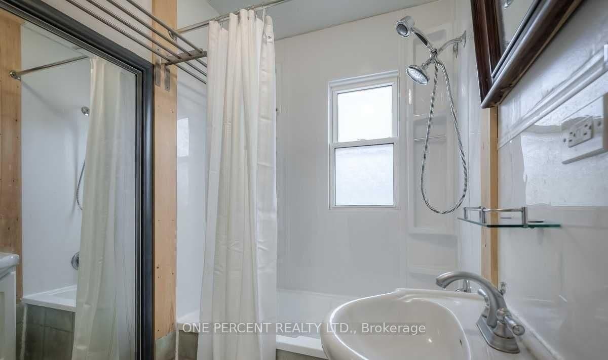 35 LAMONT AVE in Toronto - Property View