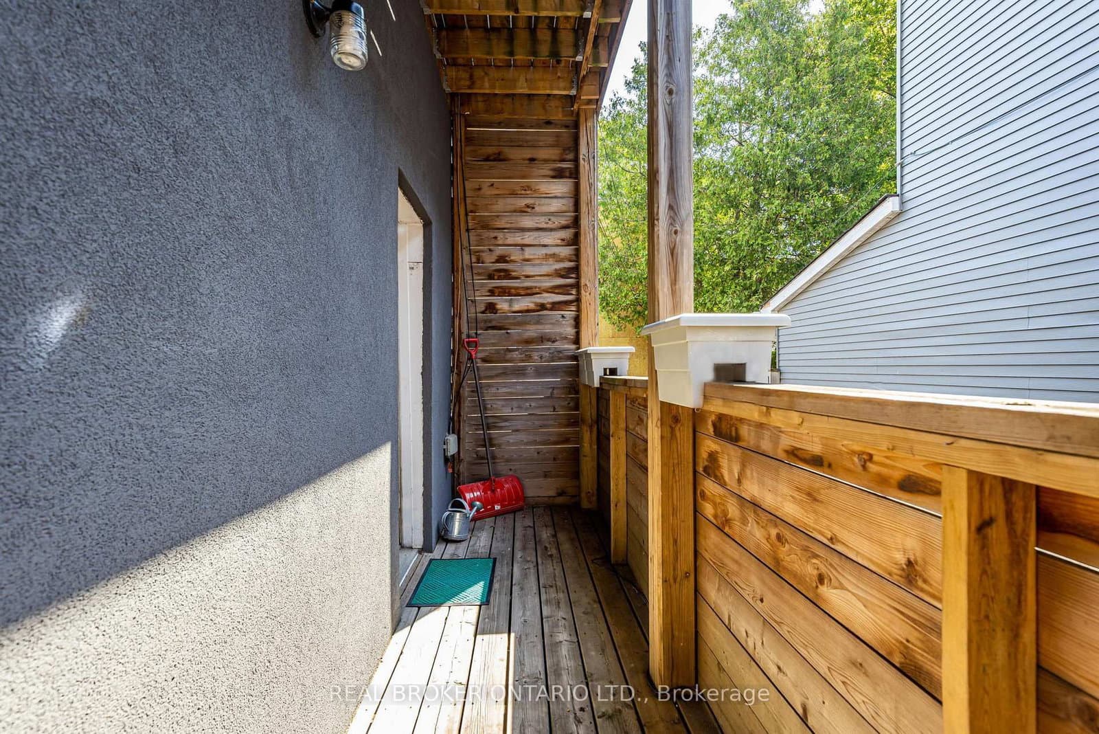 371 JONES AVE in Toronto - Property View