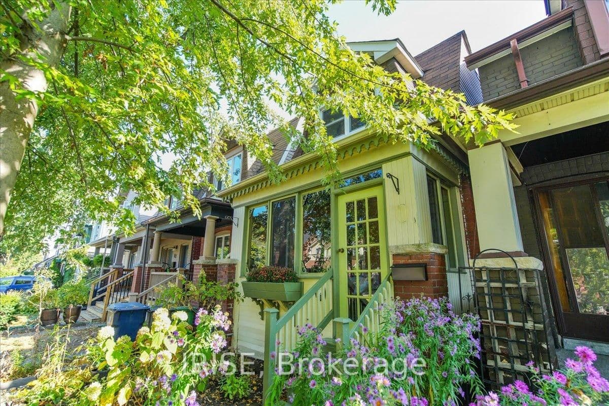 61 CHISHOLM AVE in Toronto - Property View
