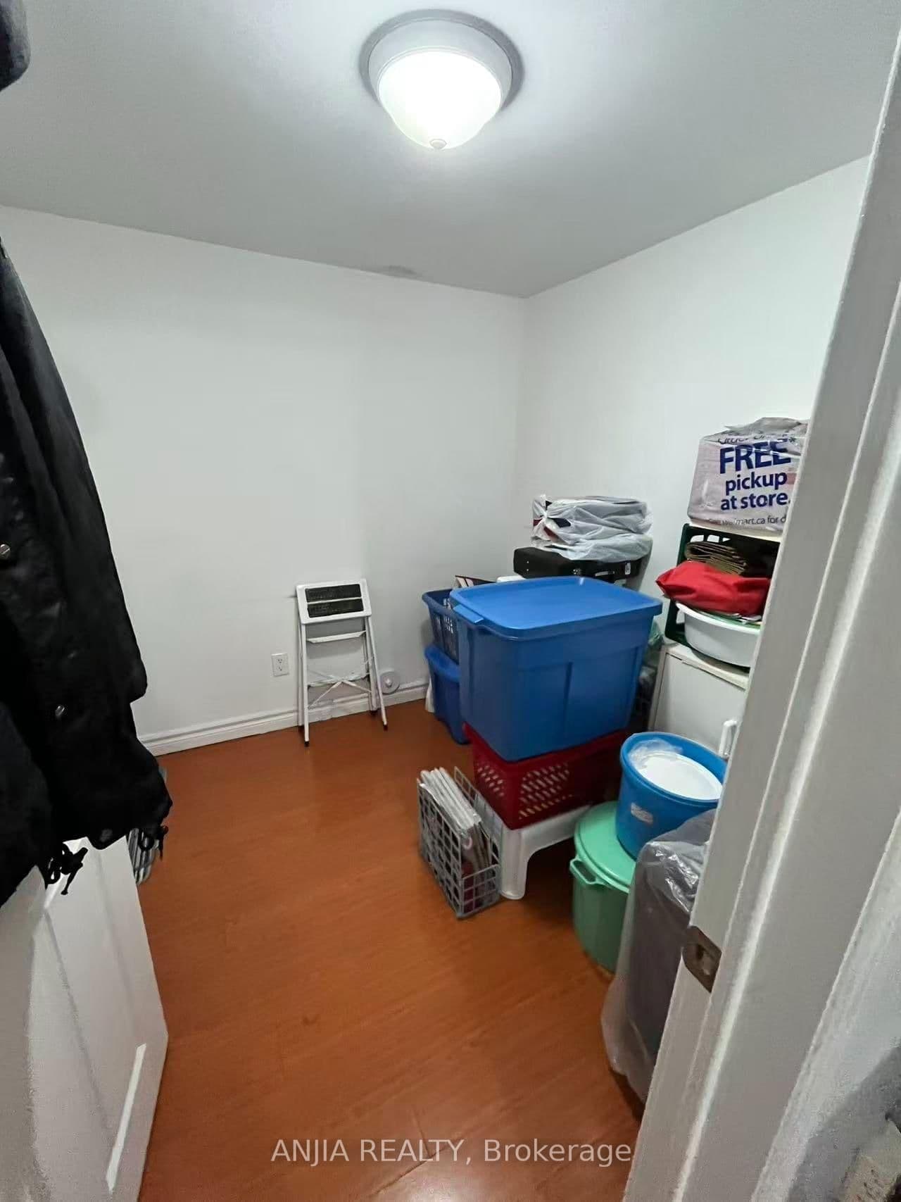 62 TOM WELLS CRES in Toronto