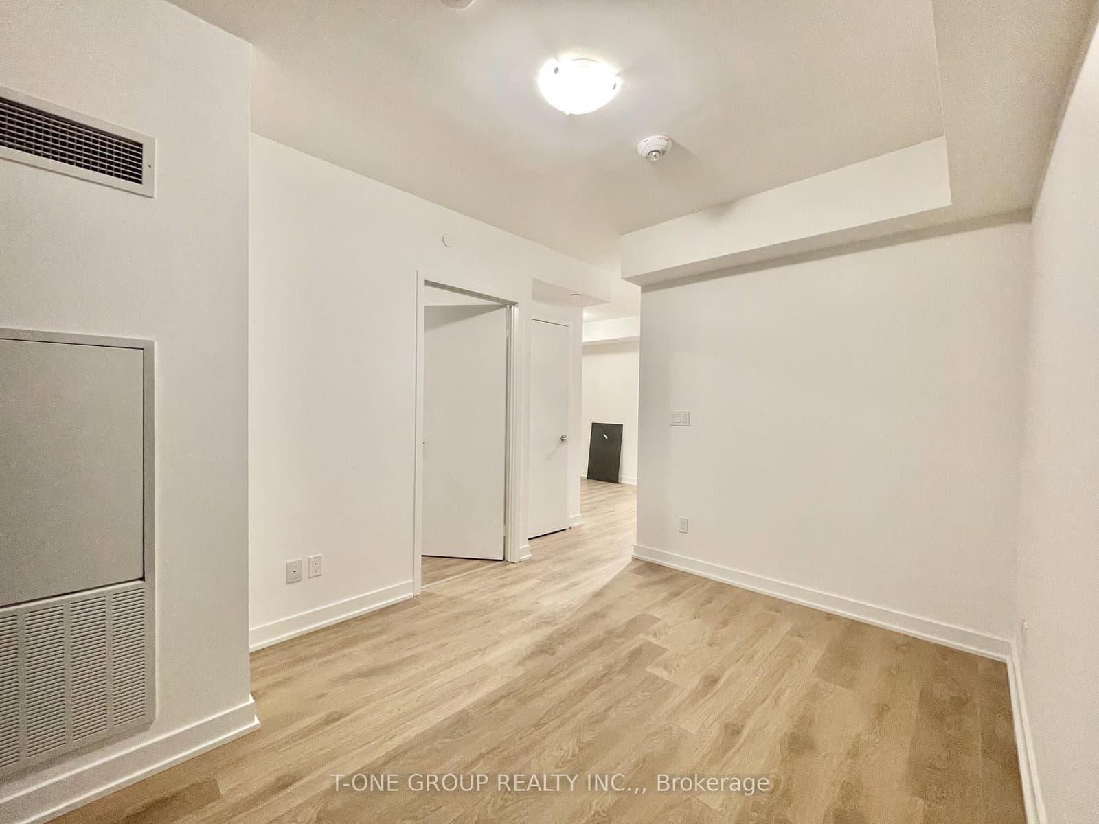 2031 KENNEDY RD in Toronto - Property View