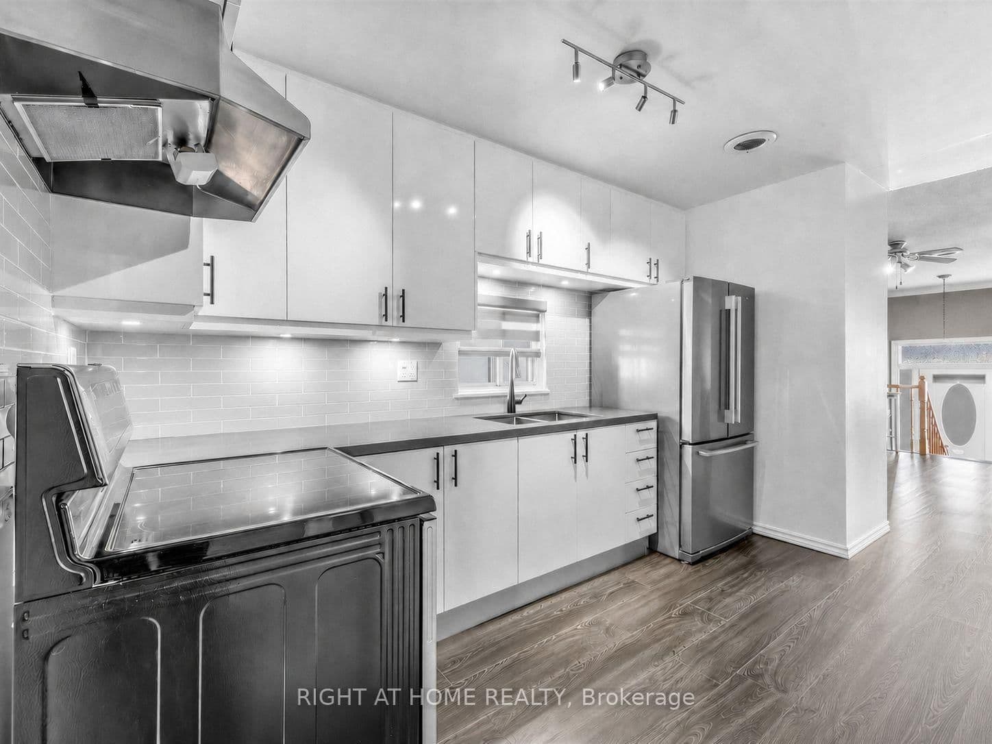 44 WESTBOURNE AVE in Toronto - Property View