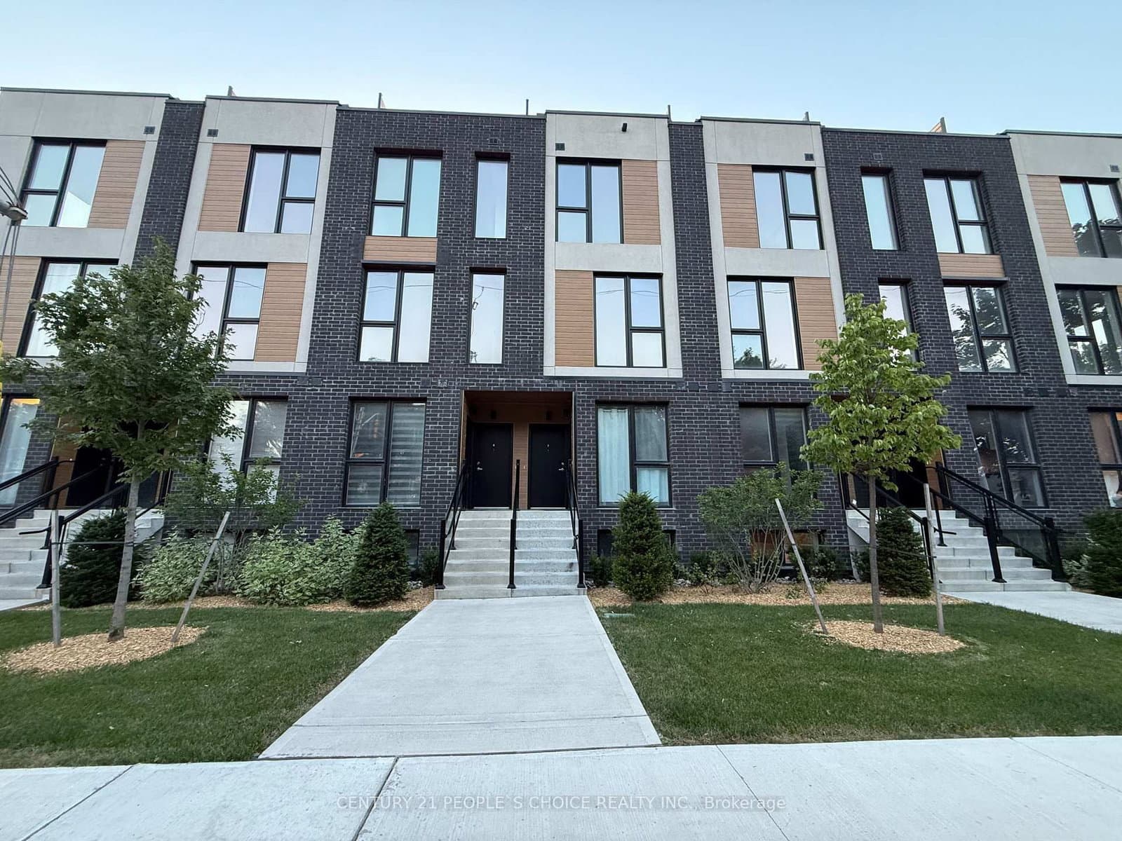 180 S CLONMORE DR in Toronto - Property View