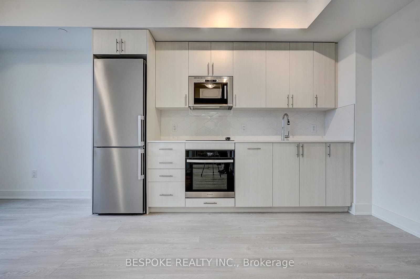 2545 N SIMCOE ST in Oshawa - Property View