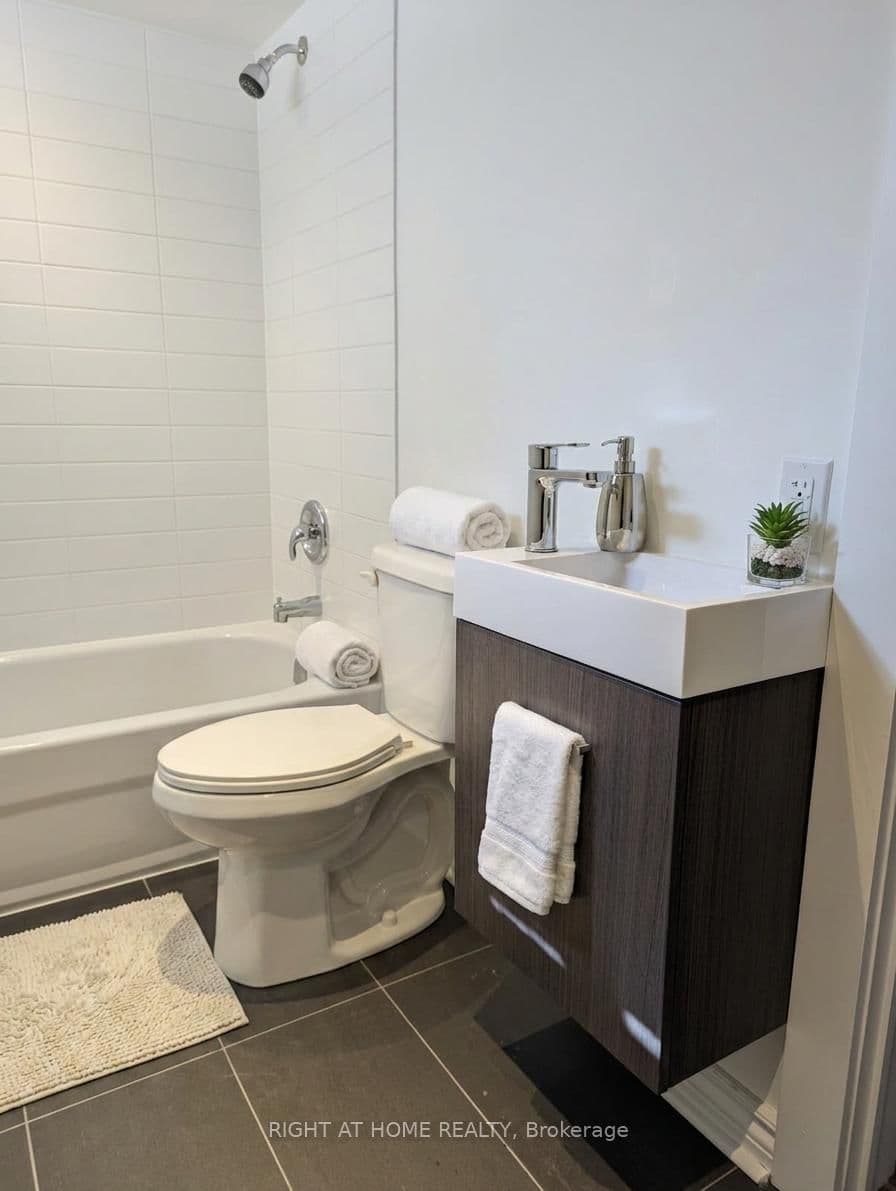 24 HAREWOOD AVE in Toronto