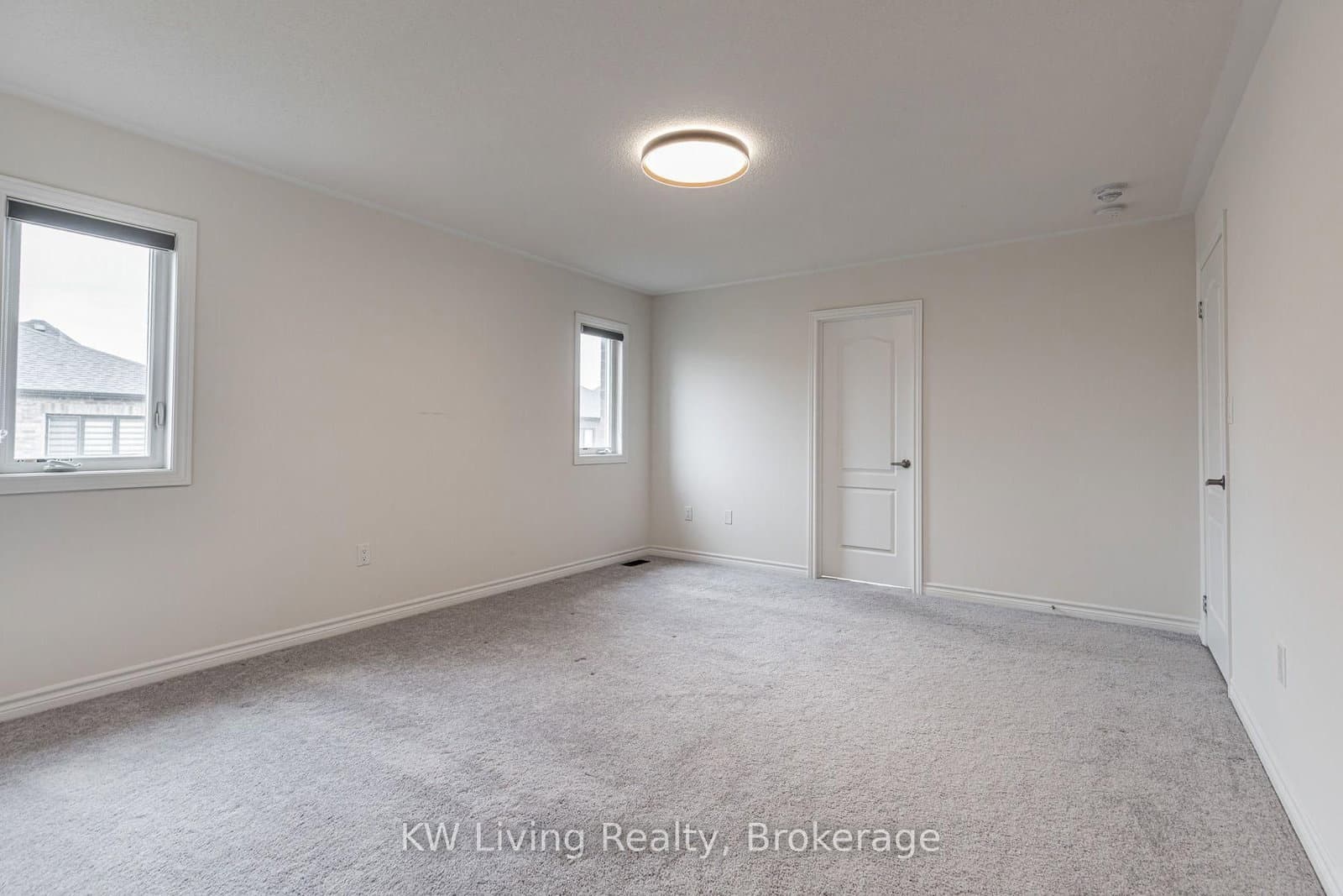 33 VALLEO ST in Georgina