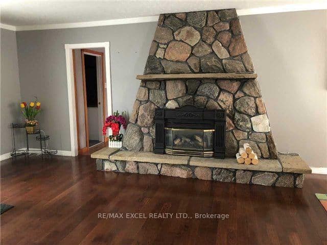 45 BRUCE AVE in Georgina - Property View