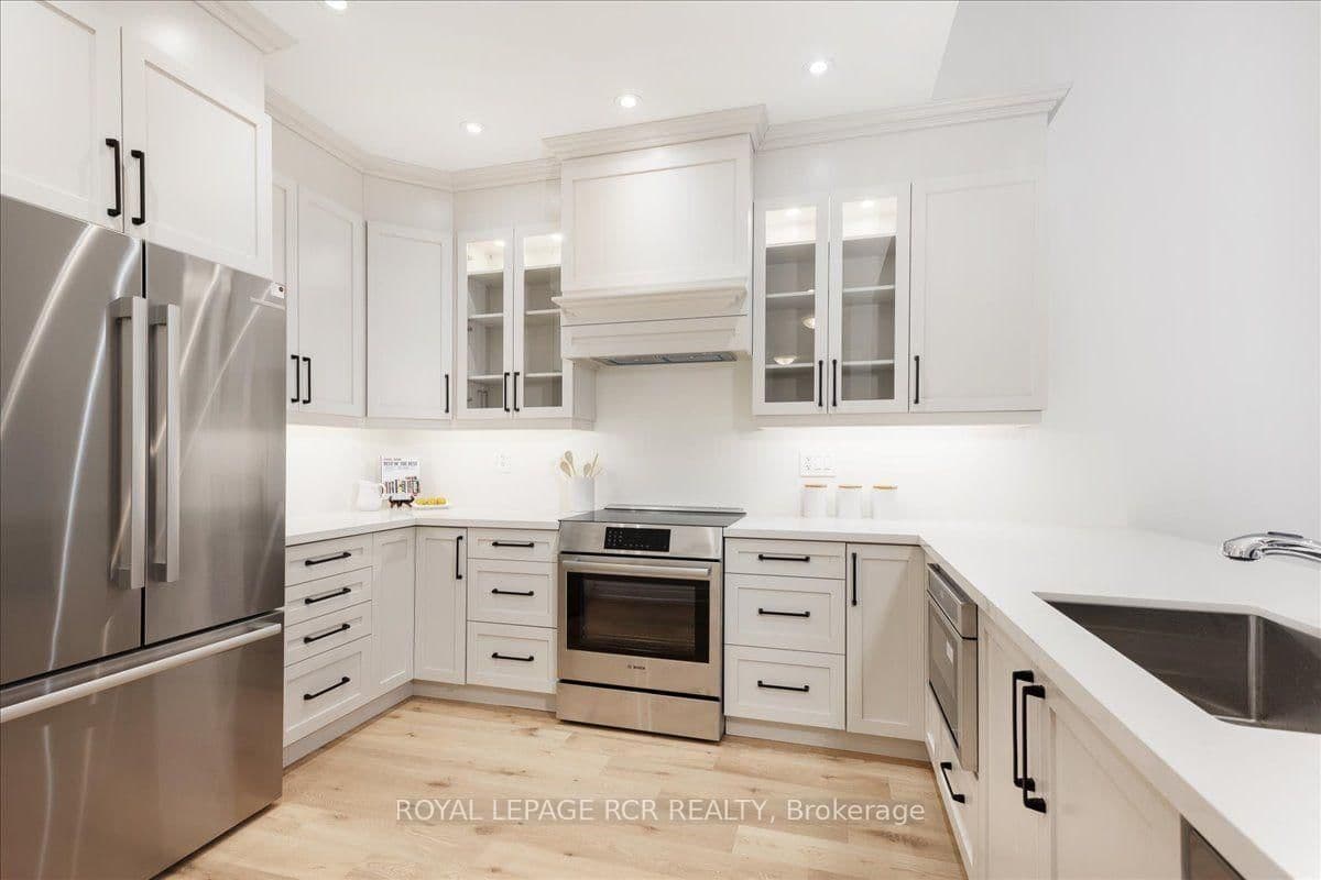 55 SHELSON PL in Georgina