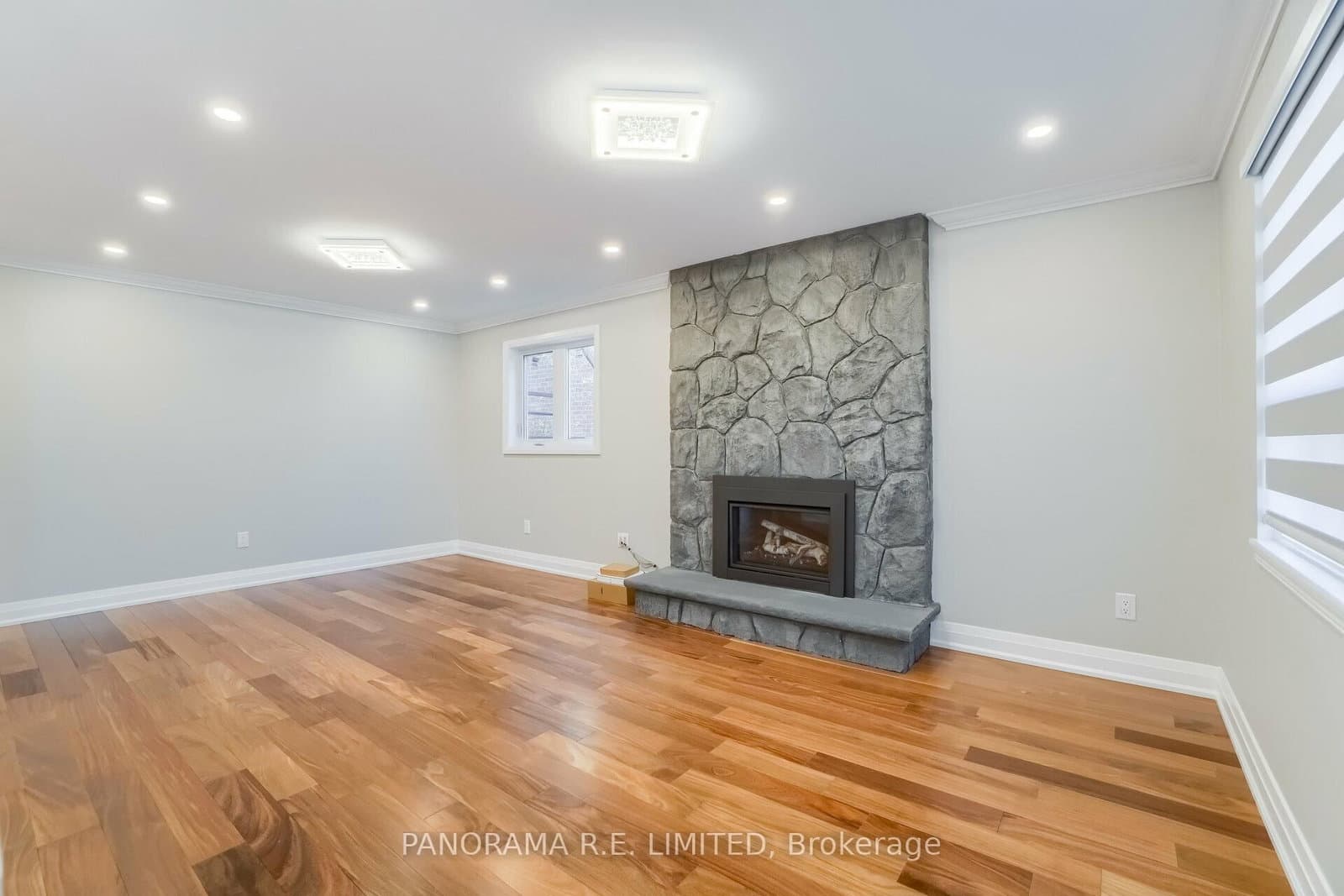 100 POPLAR HEIGHTS DR in Toronto - Property View