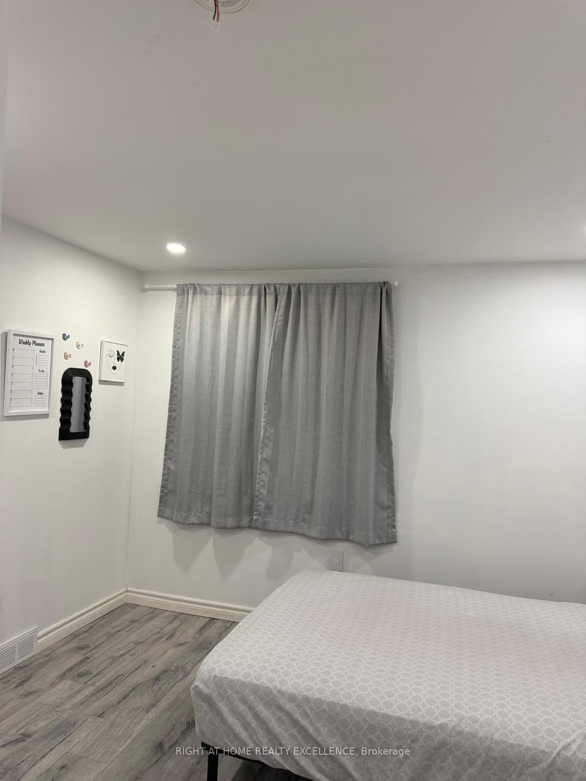 10 LOUVAIN ST in Toronto - Property View
