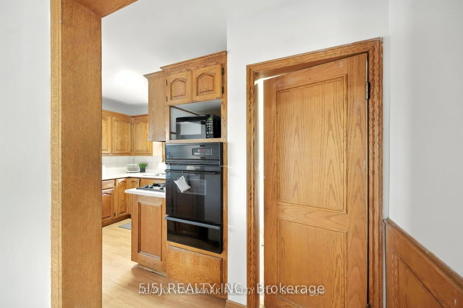 2975 WESTON RD in Toronto - Property View